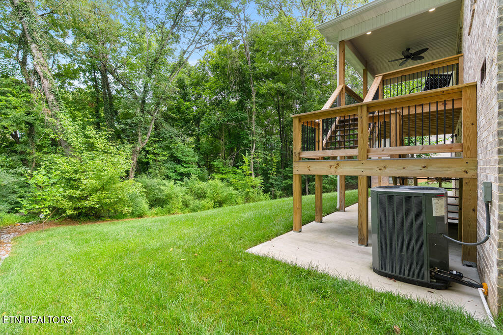 222 Oostanali Way Loudon TN 37774