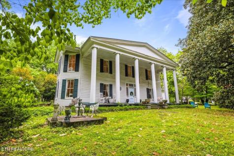 104 Morgan Street Oliver Springs TN 37840