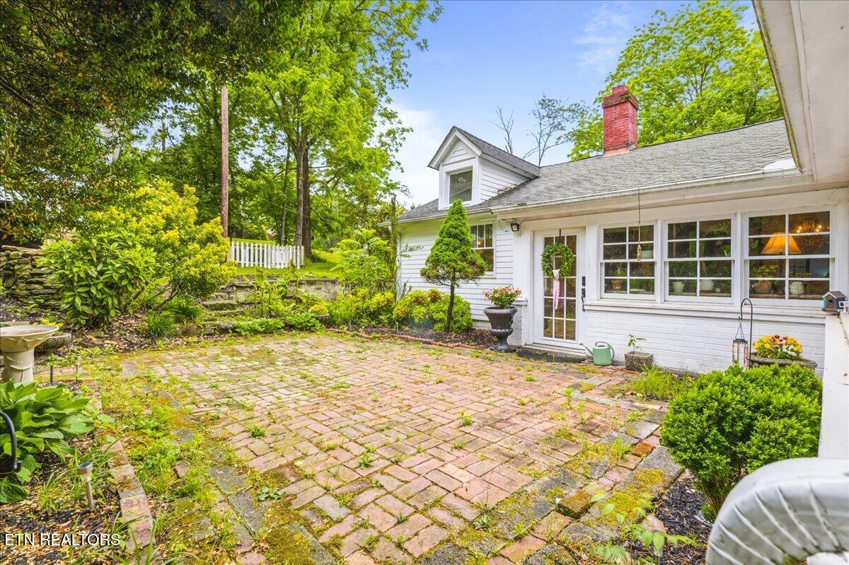 104 Morgan Street Oliver Springs TN 37840