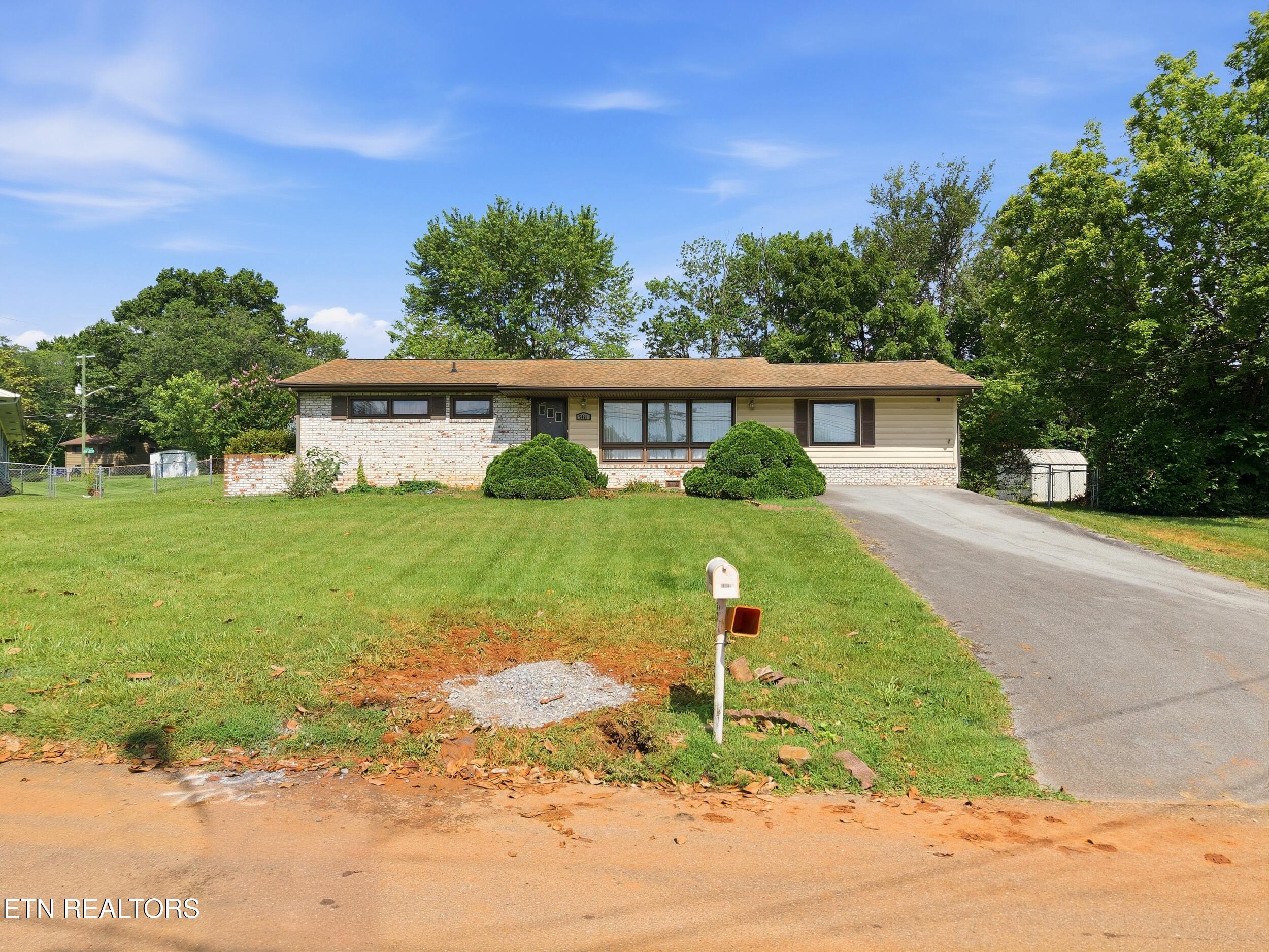 5421 Bluefield Road Knoxville TN 37921