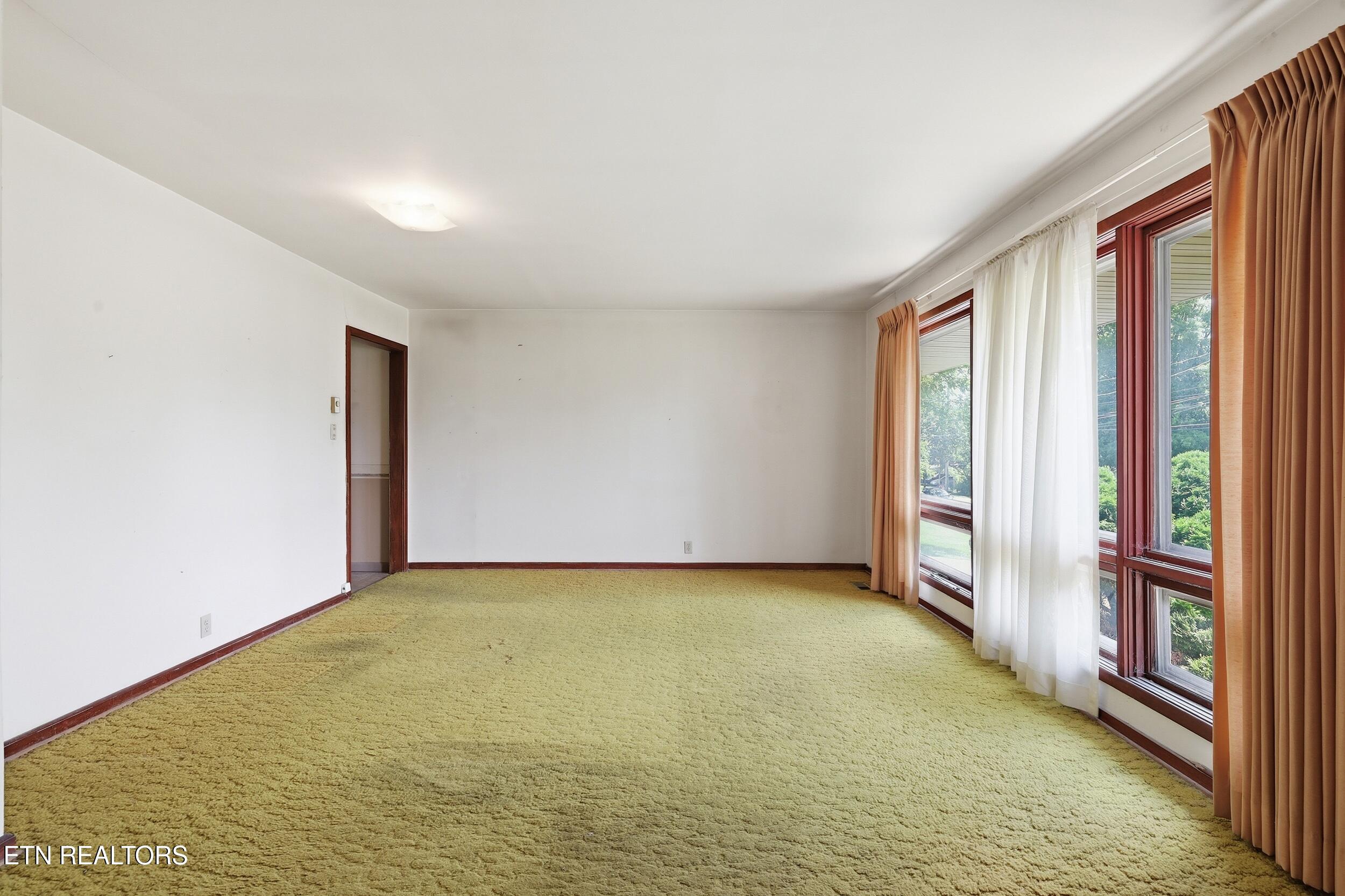 5421 Bluefield Road Knoxville TN 37921