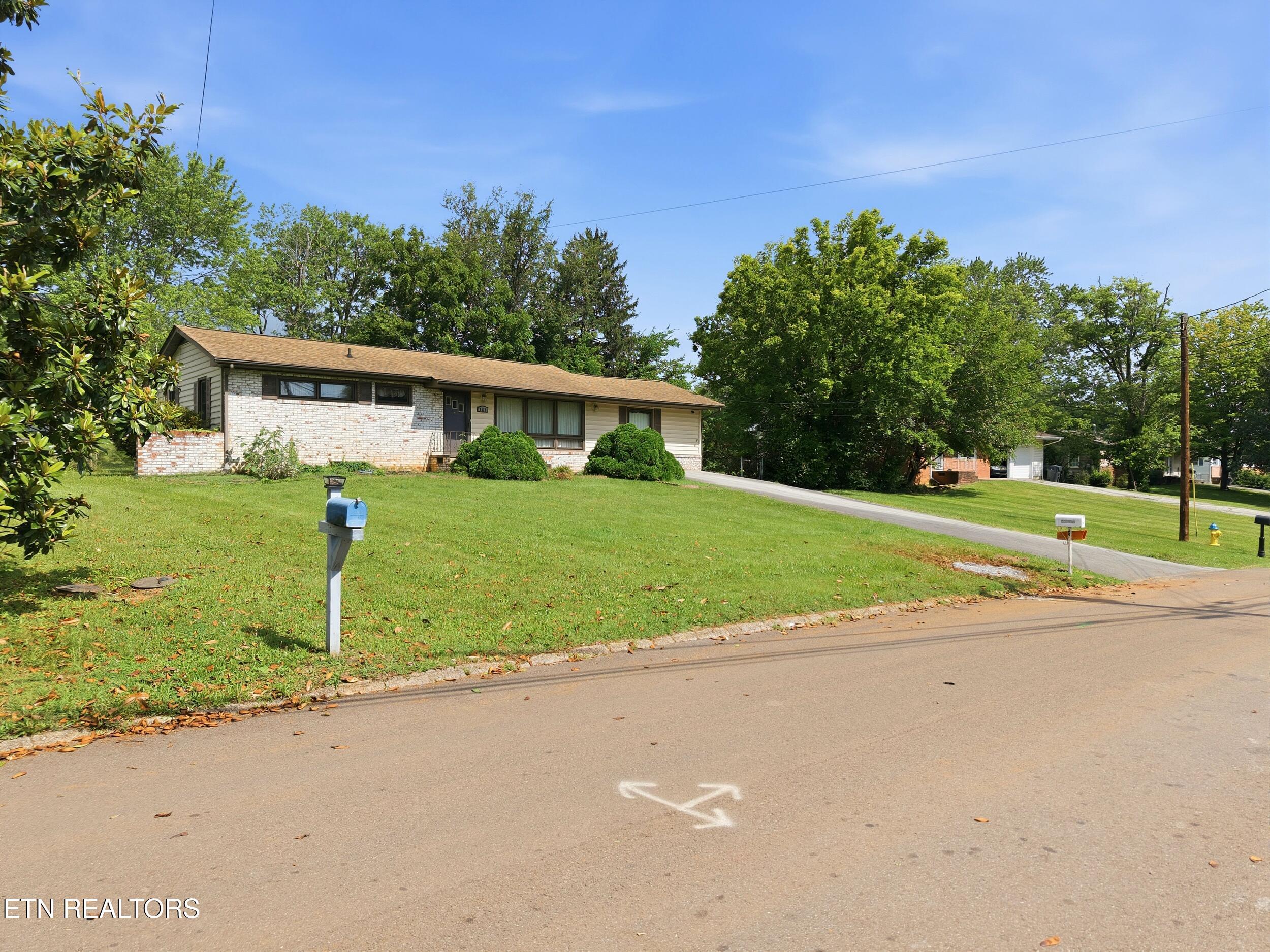 5421 Bluefield Road Knoxville TN 37921
