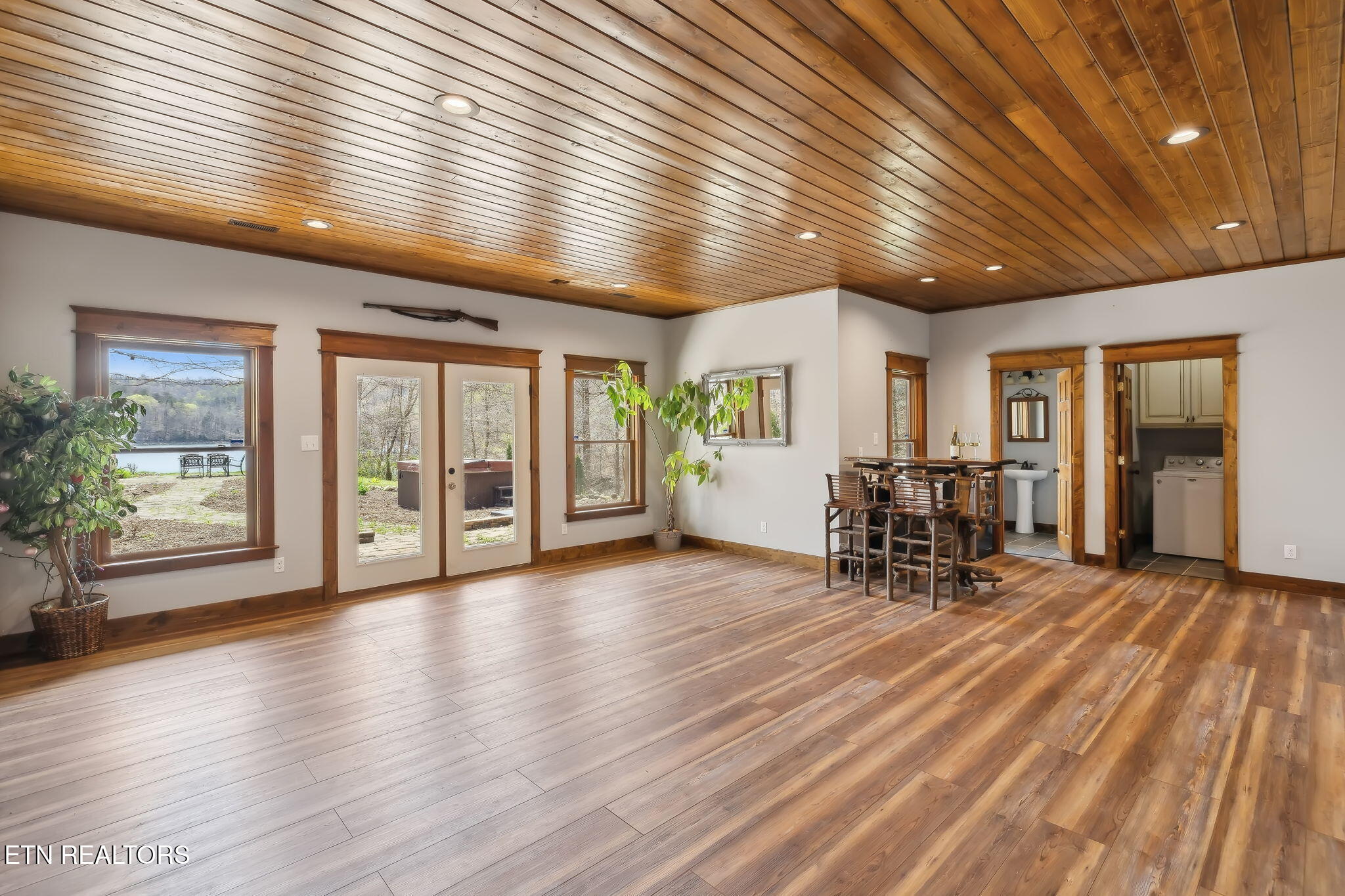 514 Bluff View Road New Tazewell TN 37825
