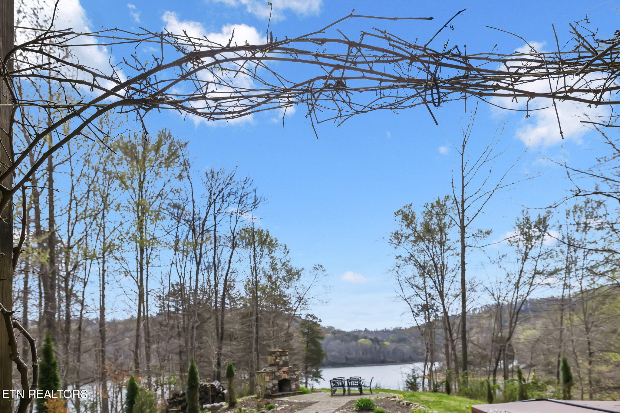 514 Bluff View Road New Tazewell TN 37825