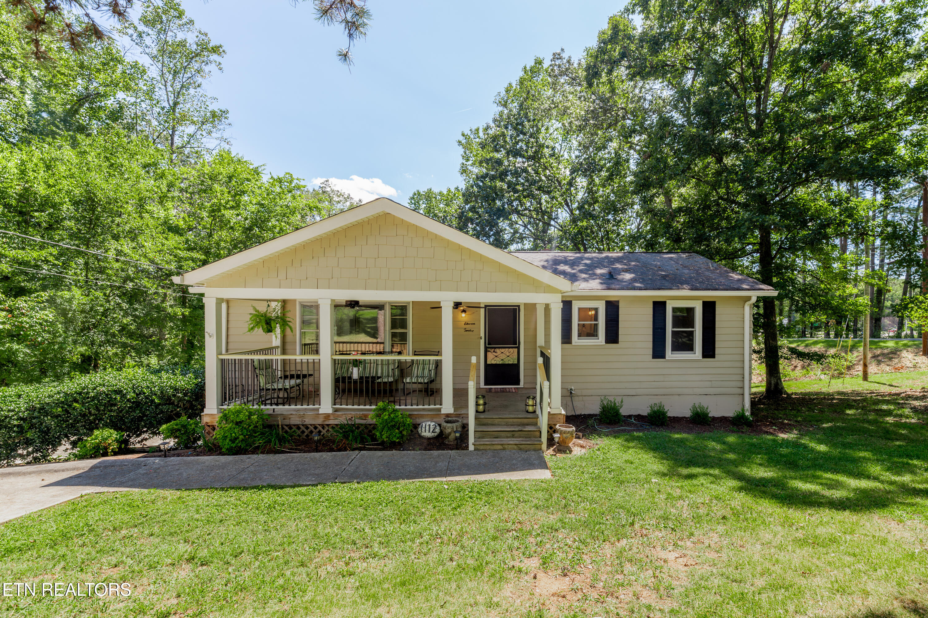 1112 Dogwood Drive Kingston TN 37763