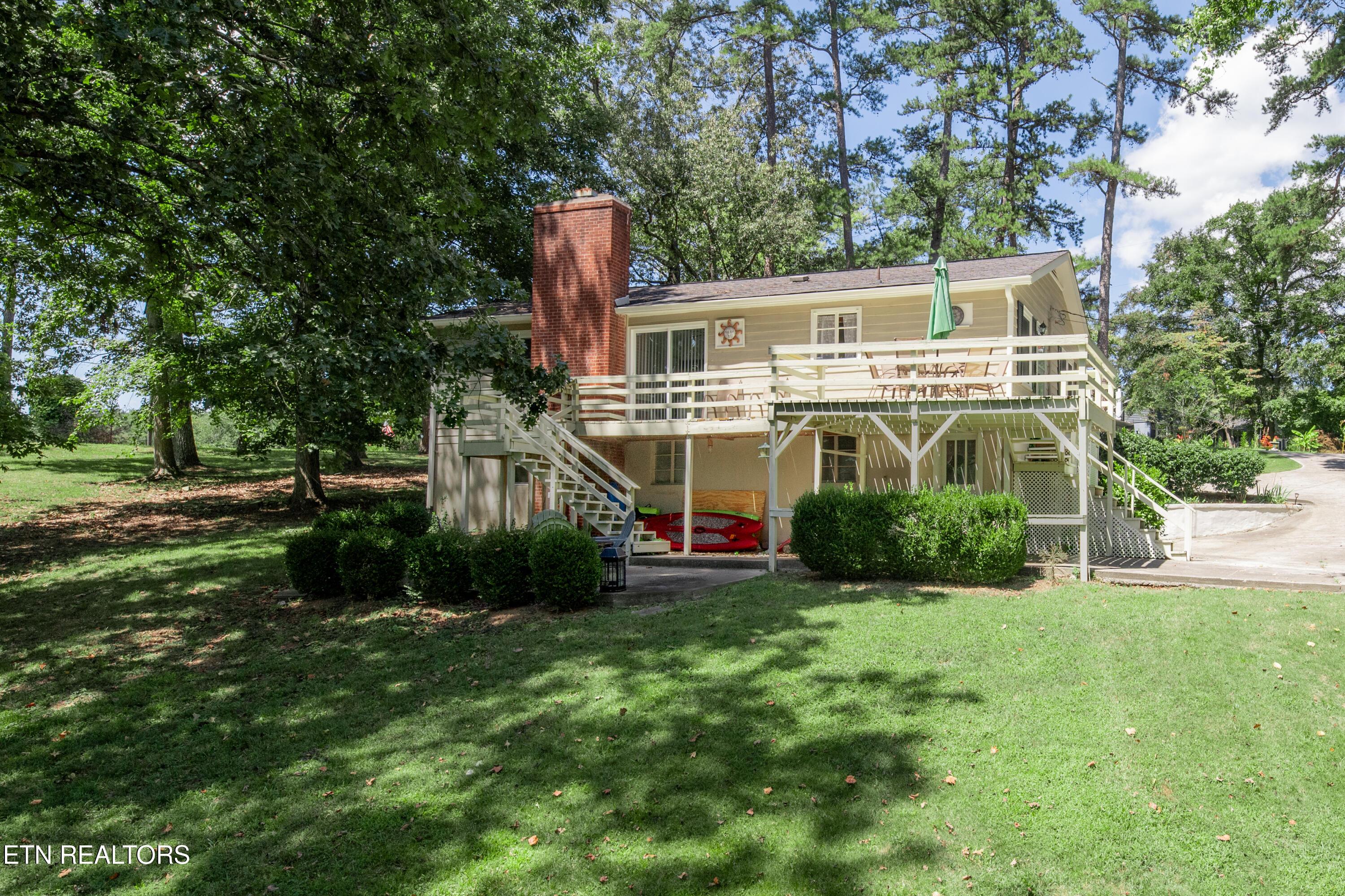 1112 Dogwood Drive Kingston TN 37763