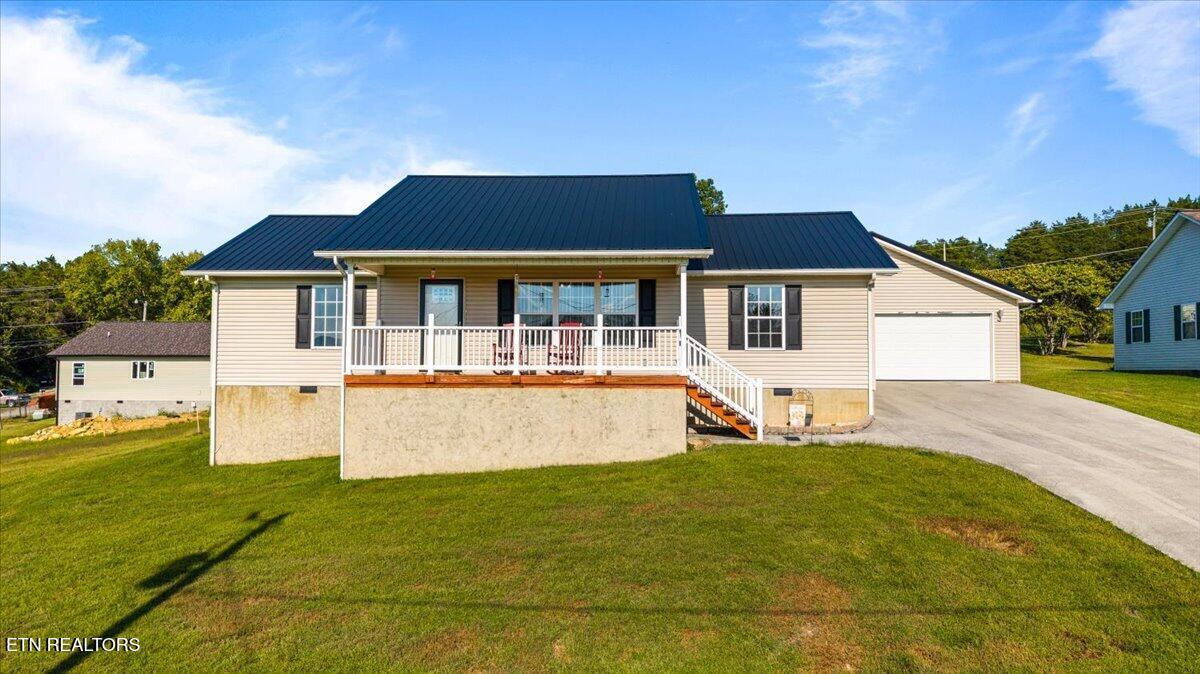 1143 Earnhart Lafollette TN 37766