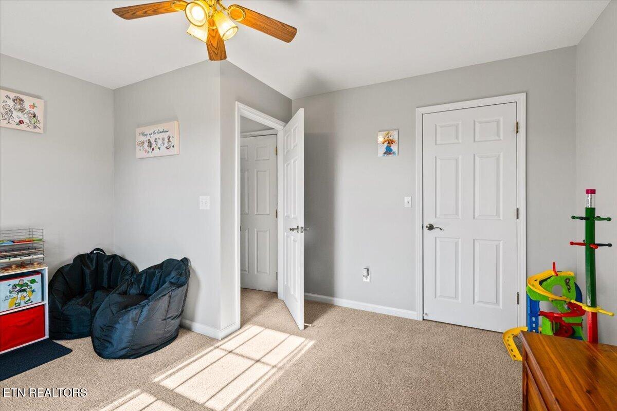 1143 Earnhart Lafollette TN 37766