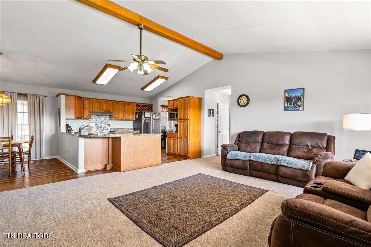 1143 Earnhart Lafollette TN 37766