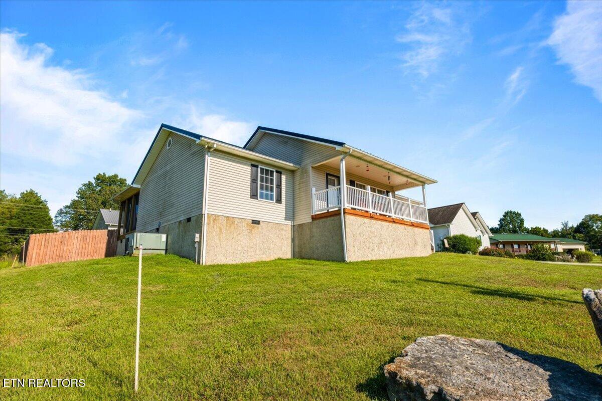 1143 Earnhart Lafollette TN 37766