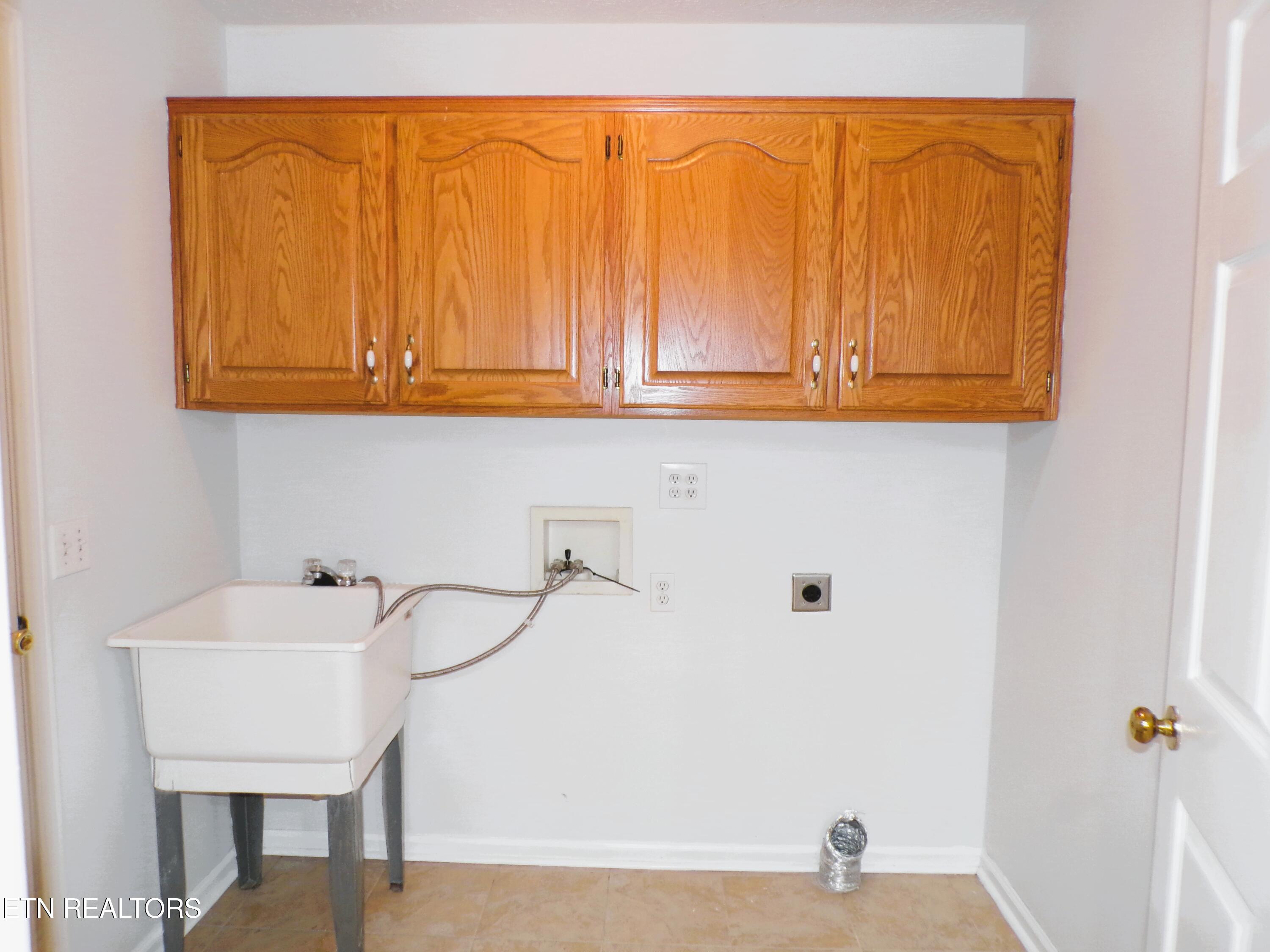 161 Cromwell Lane Crossville TN 38558