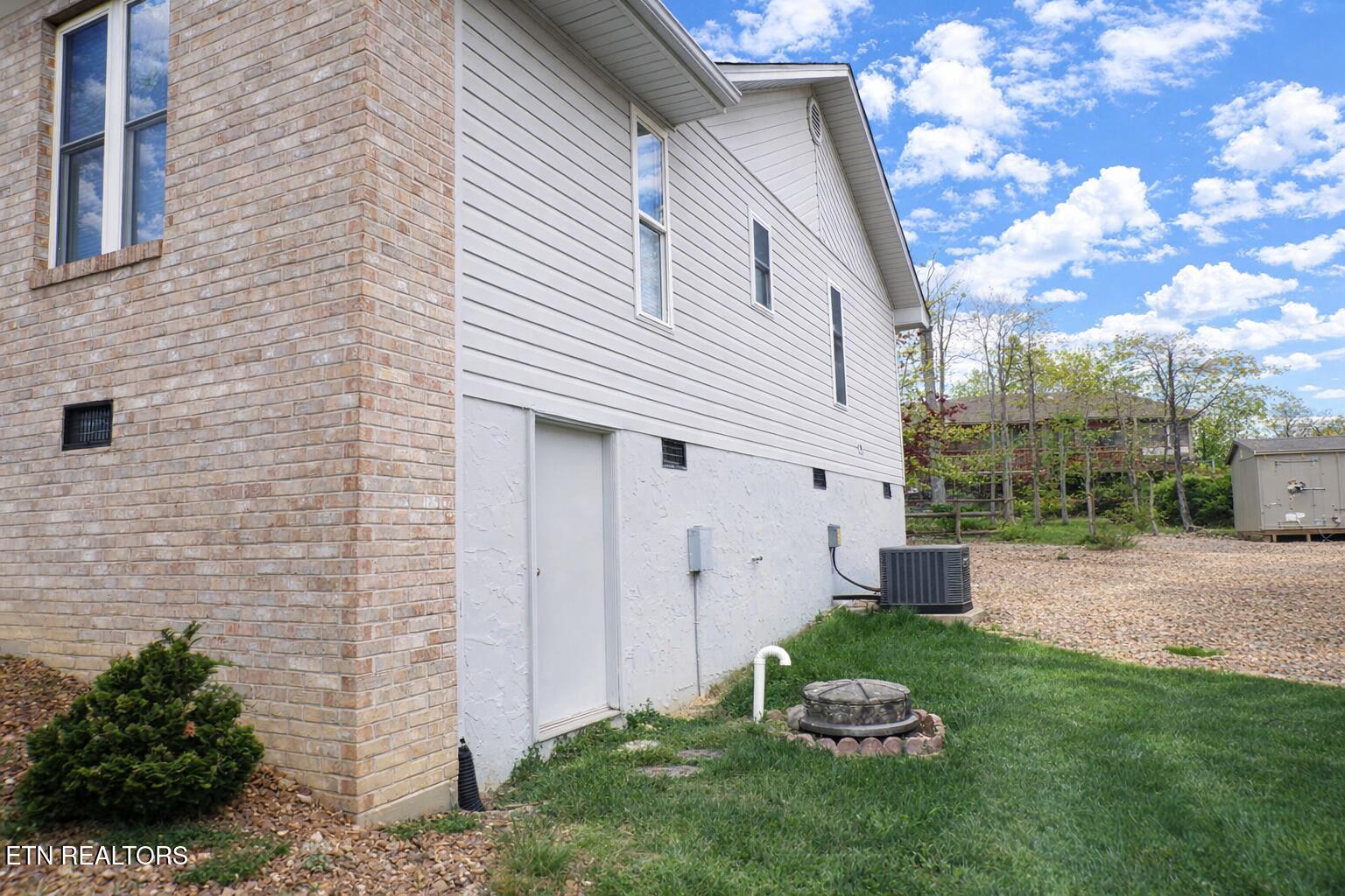 161 Cromwell Lane Crossville TN 38558