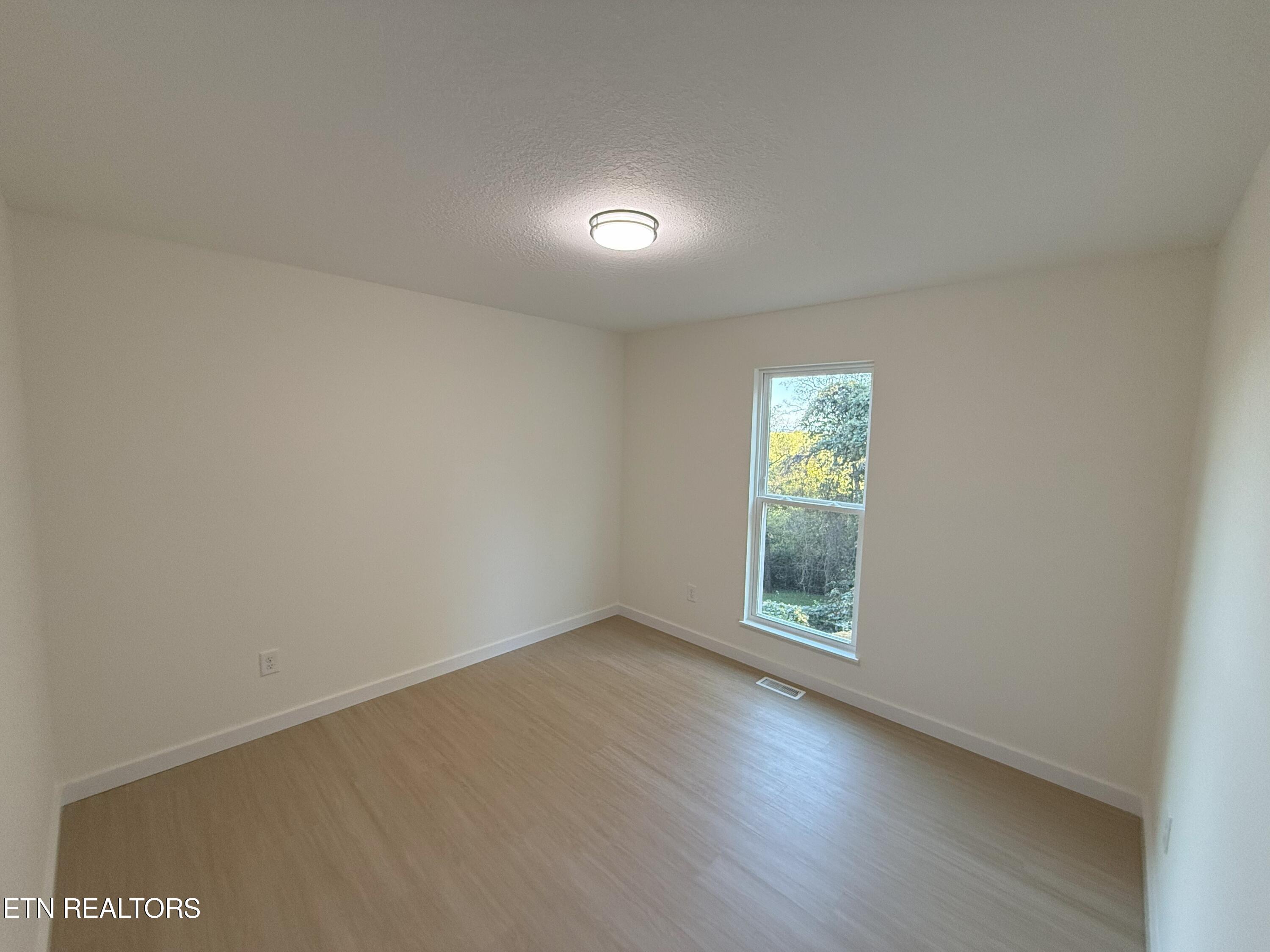 3618 Skyline Drive Knoxville TN 37918