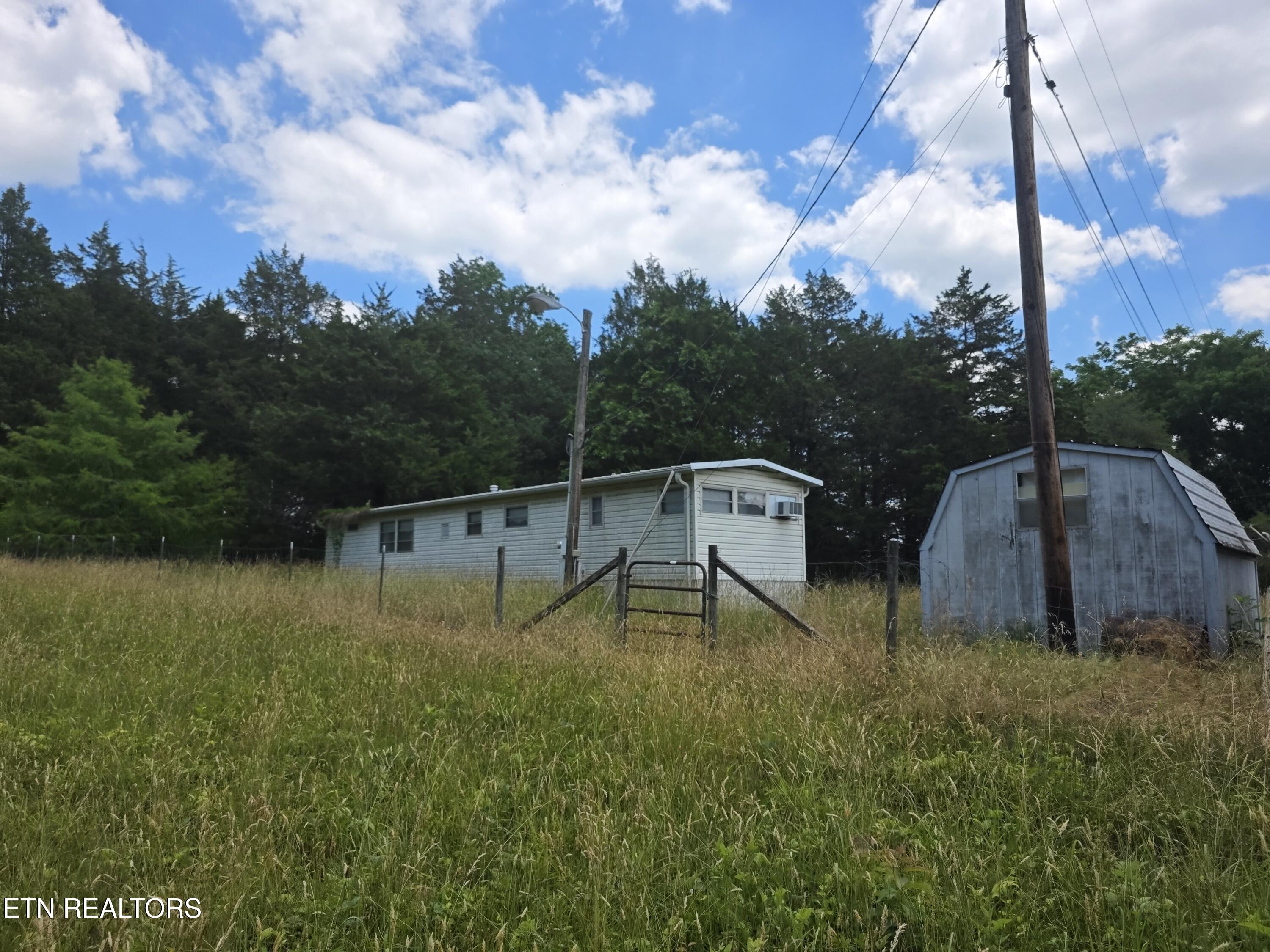 8050 Lett Road Corryton TN 37721