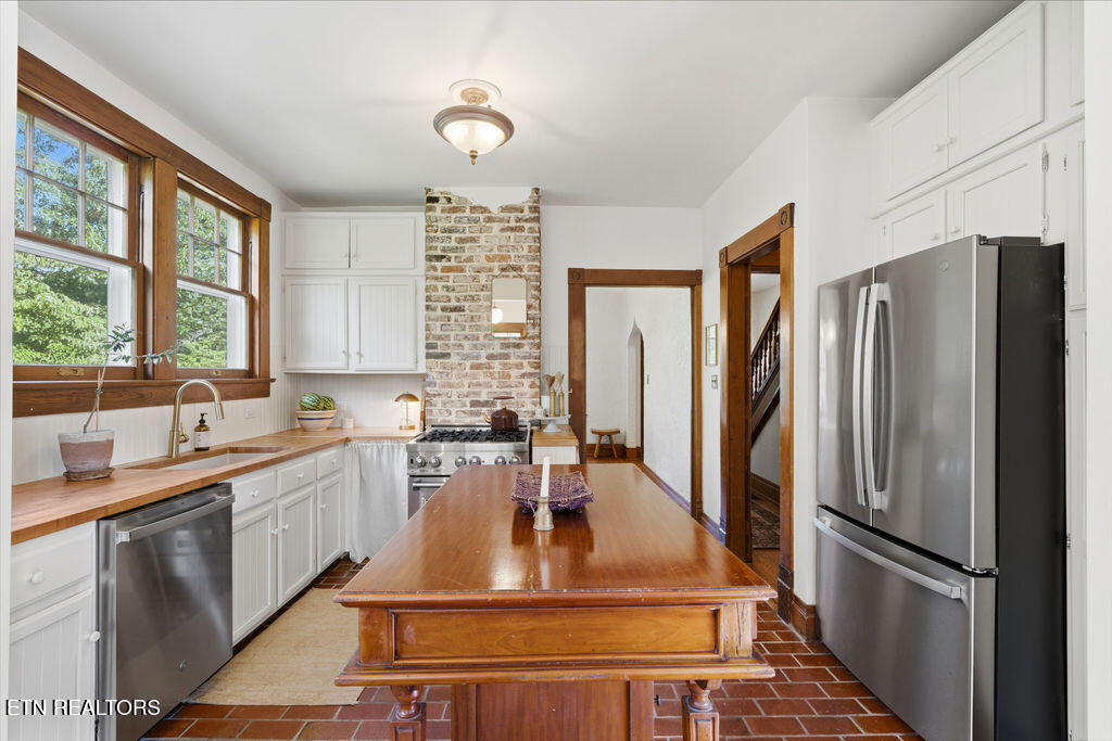 2805 Buffat Mill Road Knoxville TN 37917