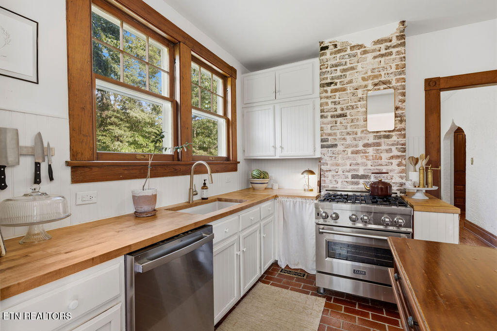 2805 Buffat Mill Road Knoxville TN 37917