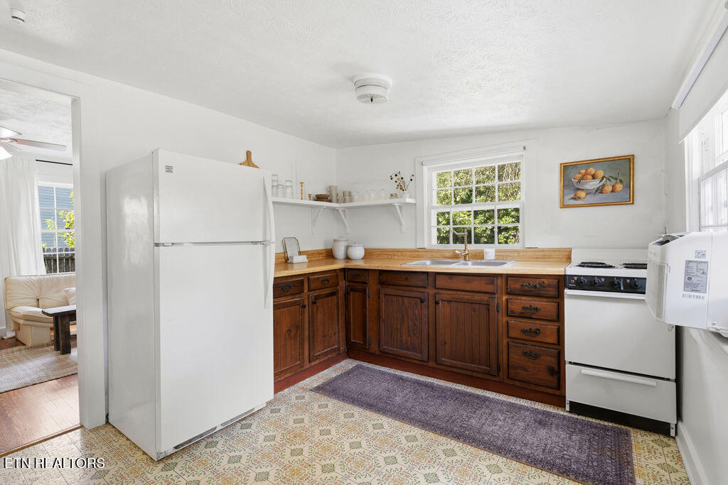 2805 Buffat Mill Road Knoxville TN 37917