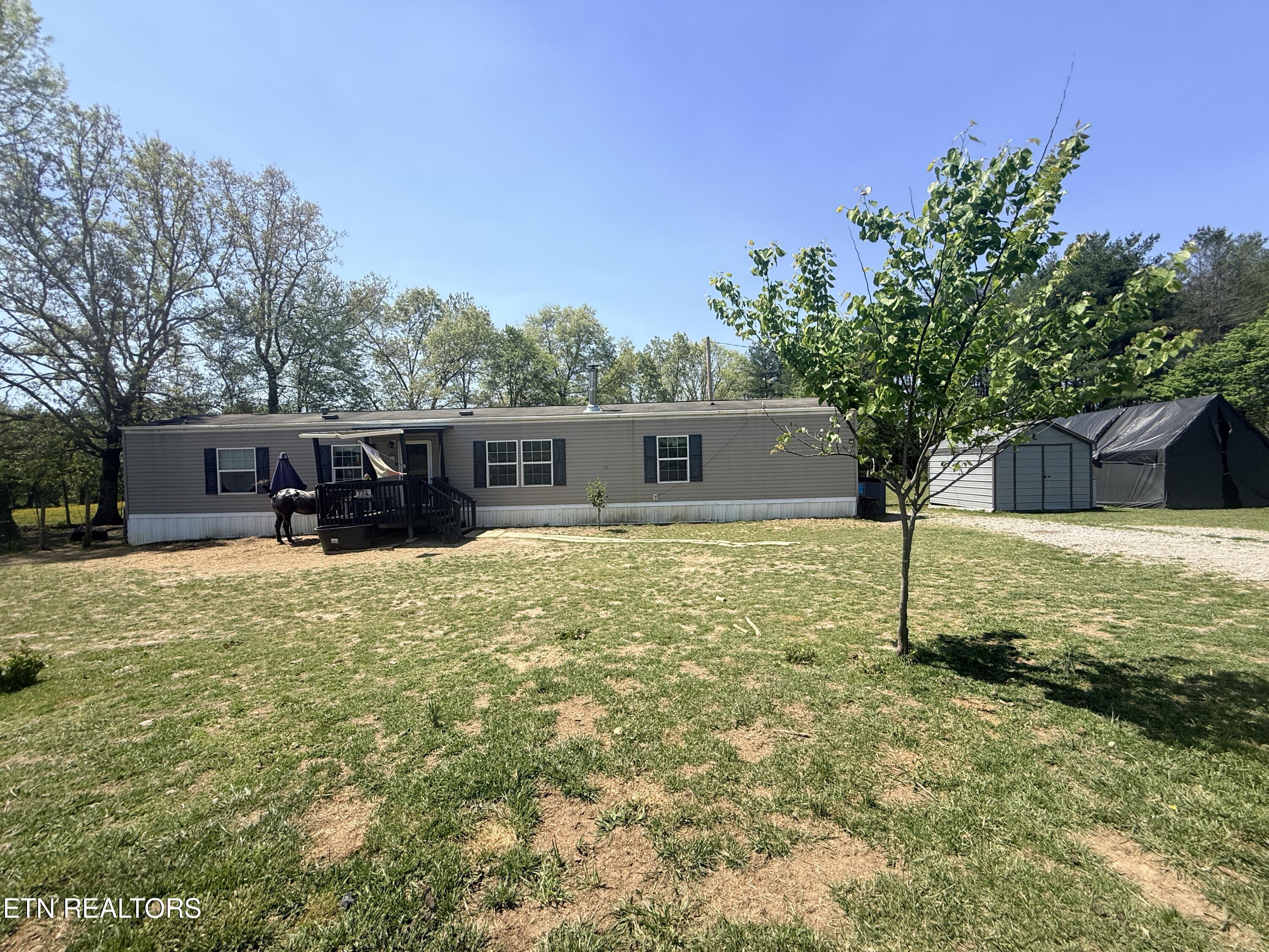 174 Claude Howard Road Deer Lodge TN 37726