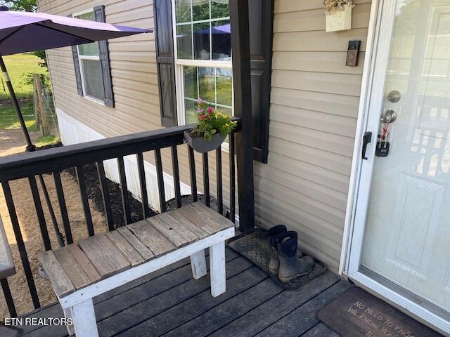 174 Claude Howard Road Deer Lodge TN 37726