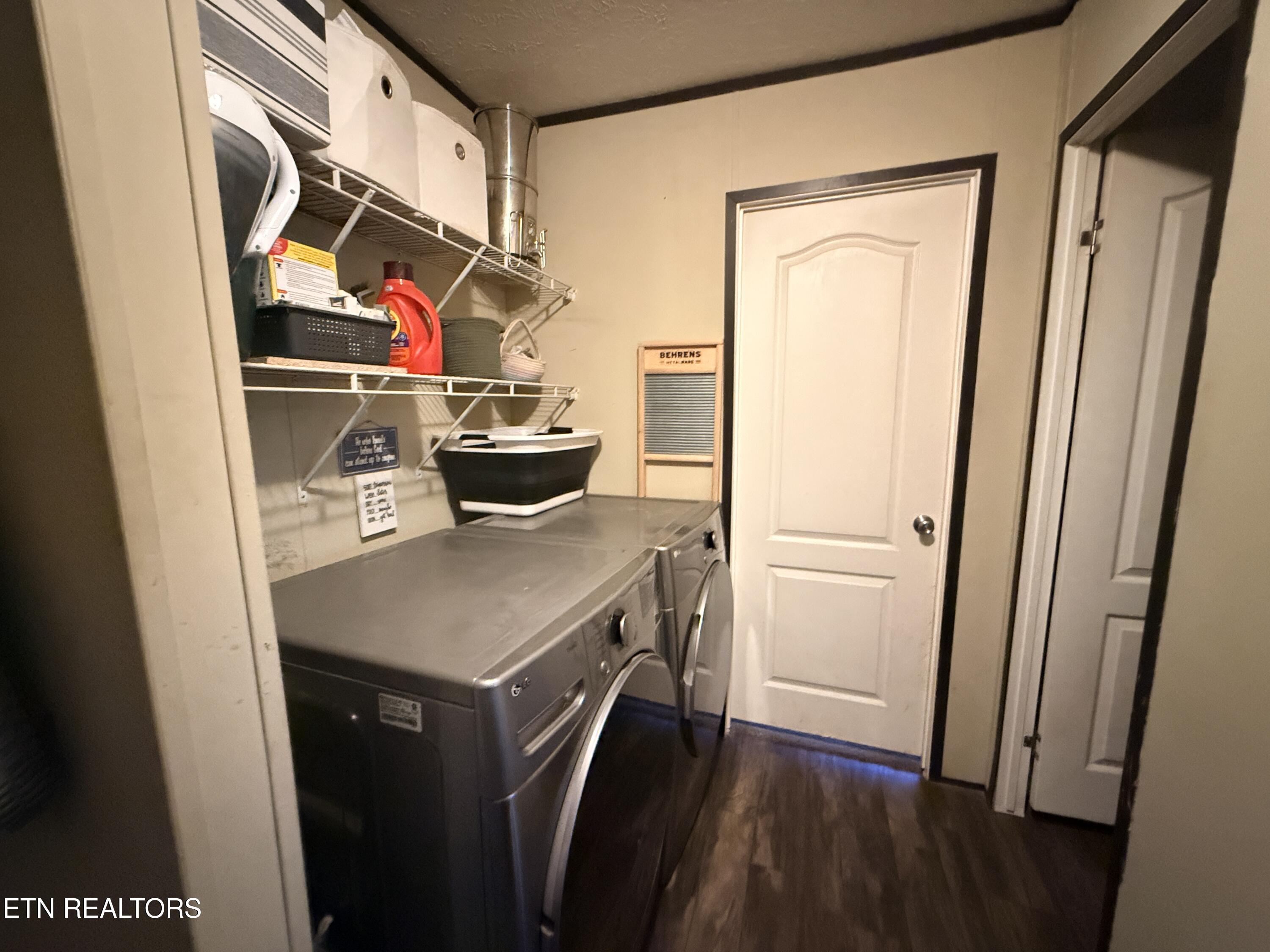 174 Claude Howard Road Deer Lodge TN 37726