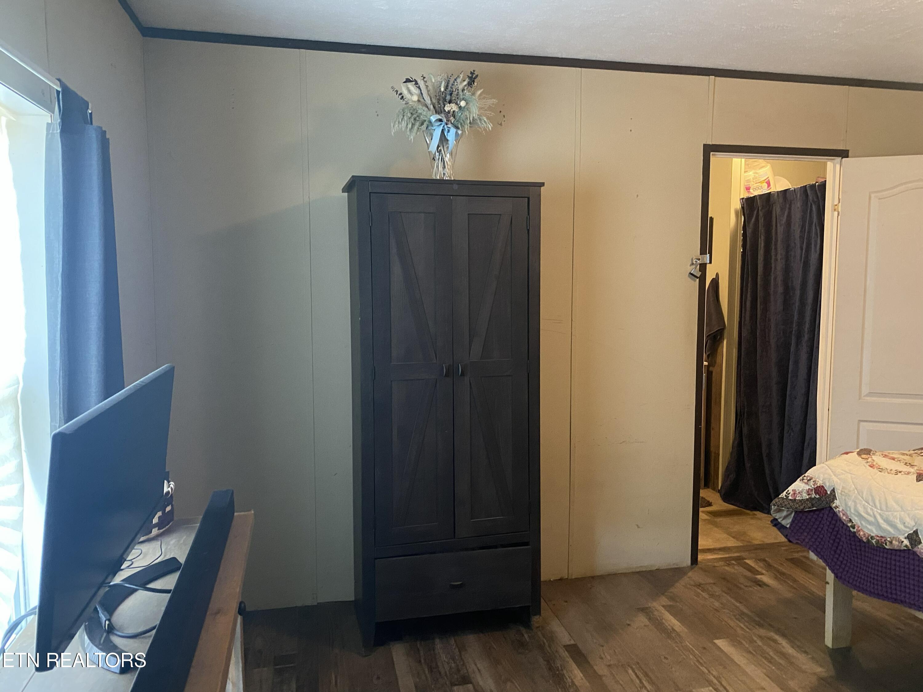 174 Claude Howard Road Deer Lodge TN 37726