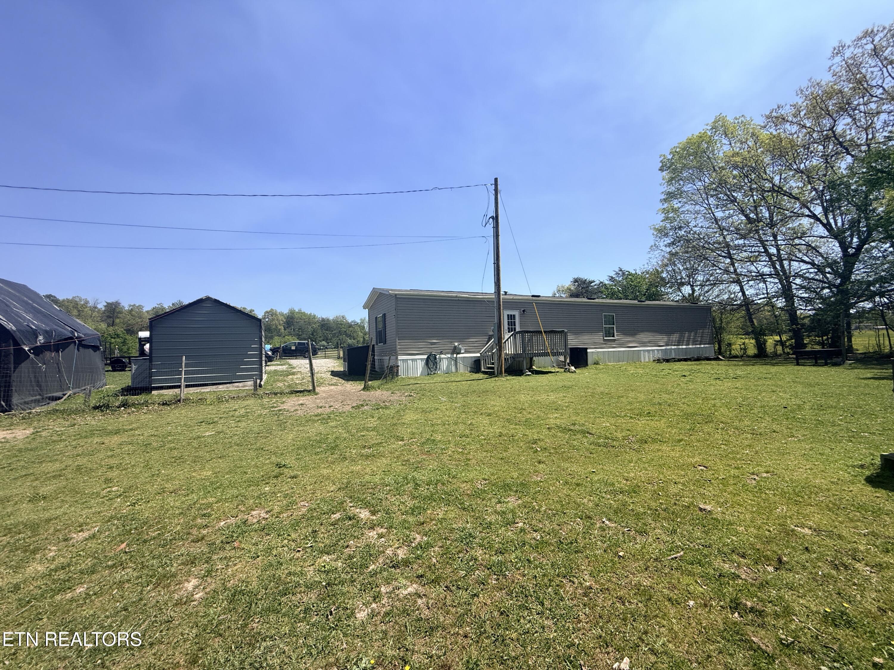 174 Claude Howard Road Deer Lodge TN 37726