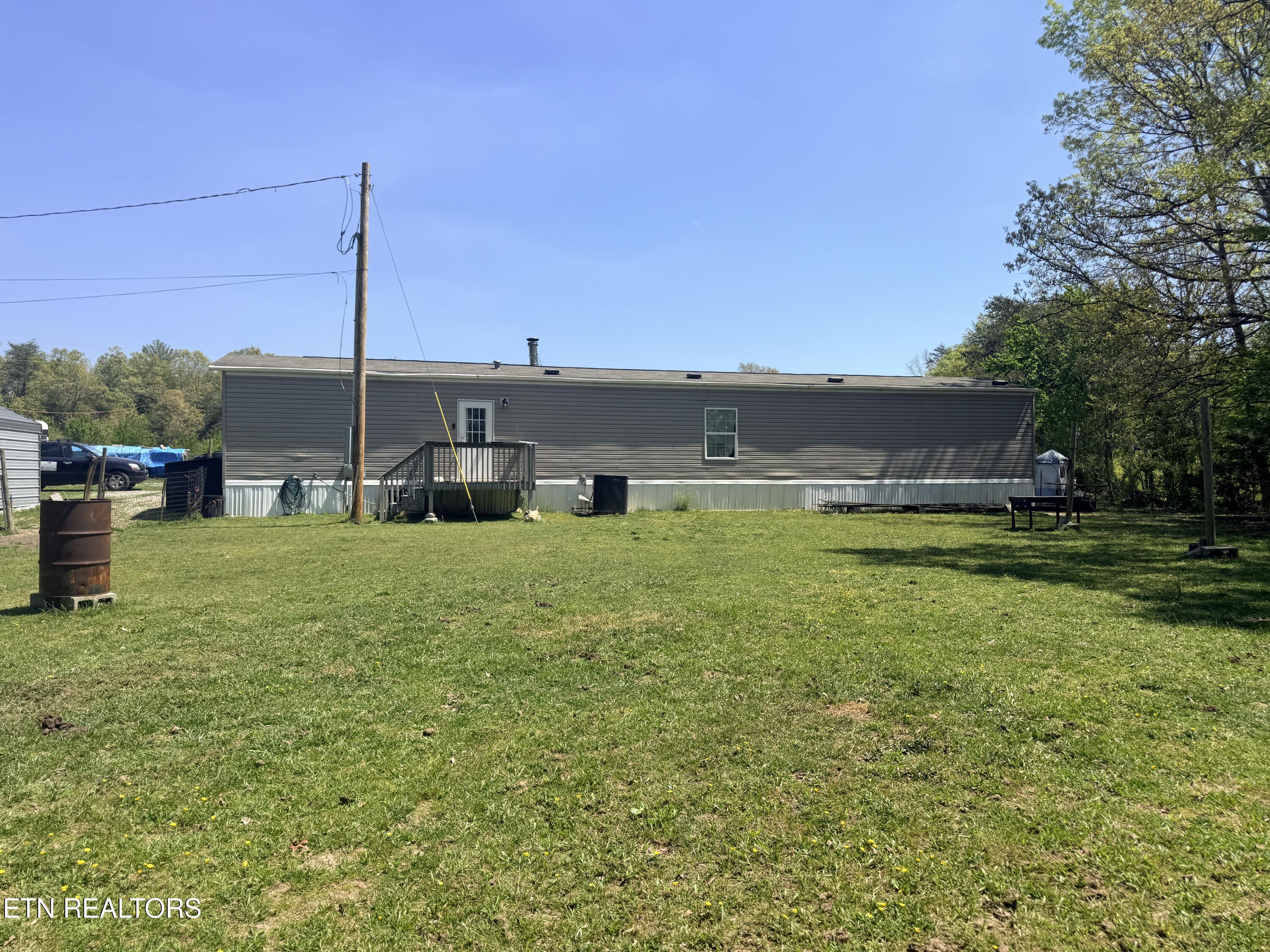 174 Claude Howard Road Deer Lodge TN 37726