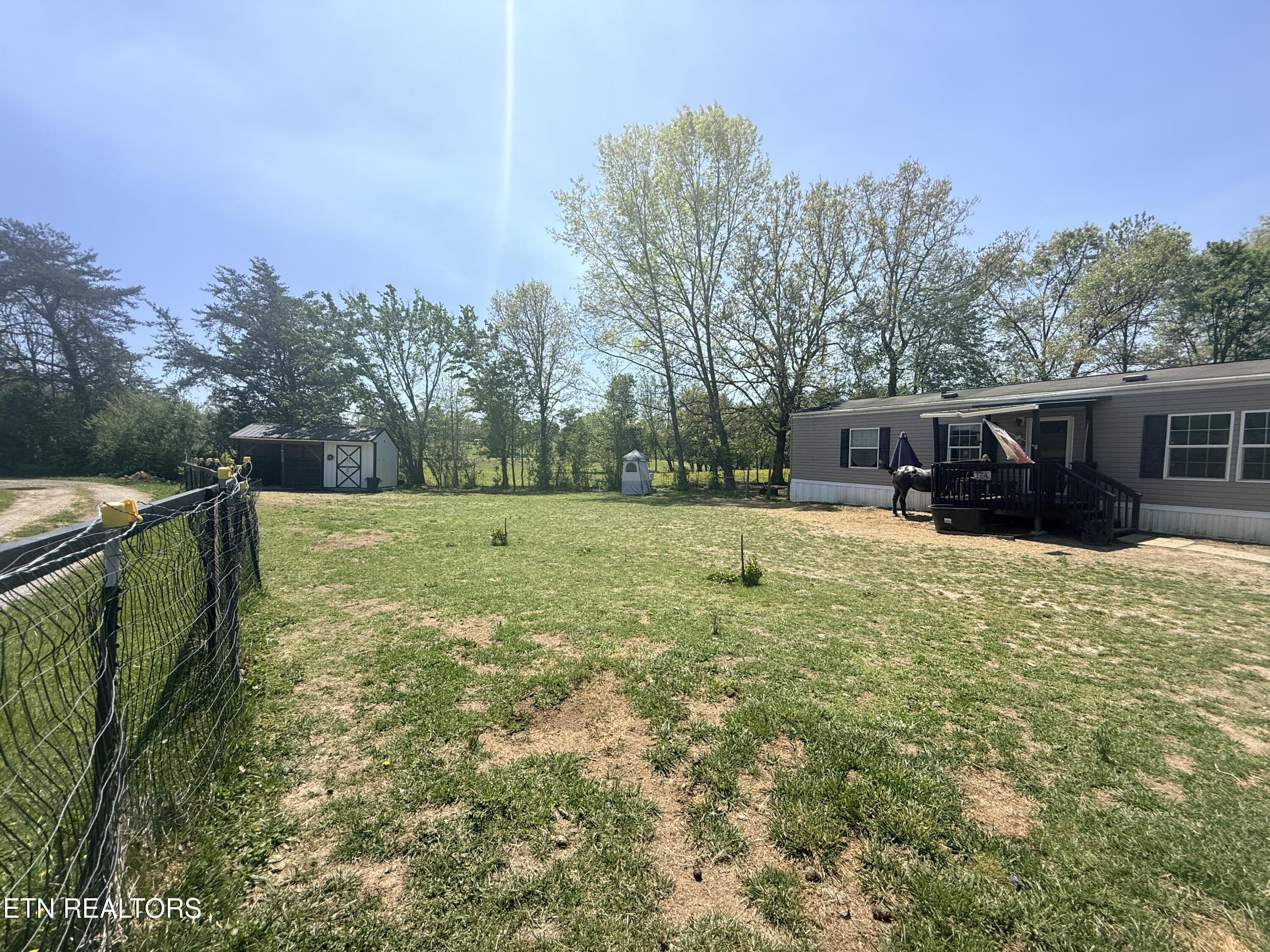 174 Claude Howard Road Deer Lodge TN 37726