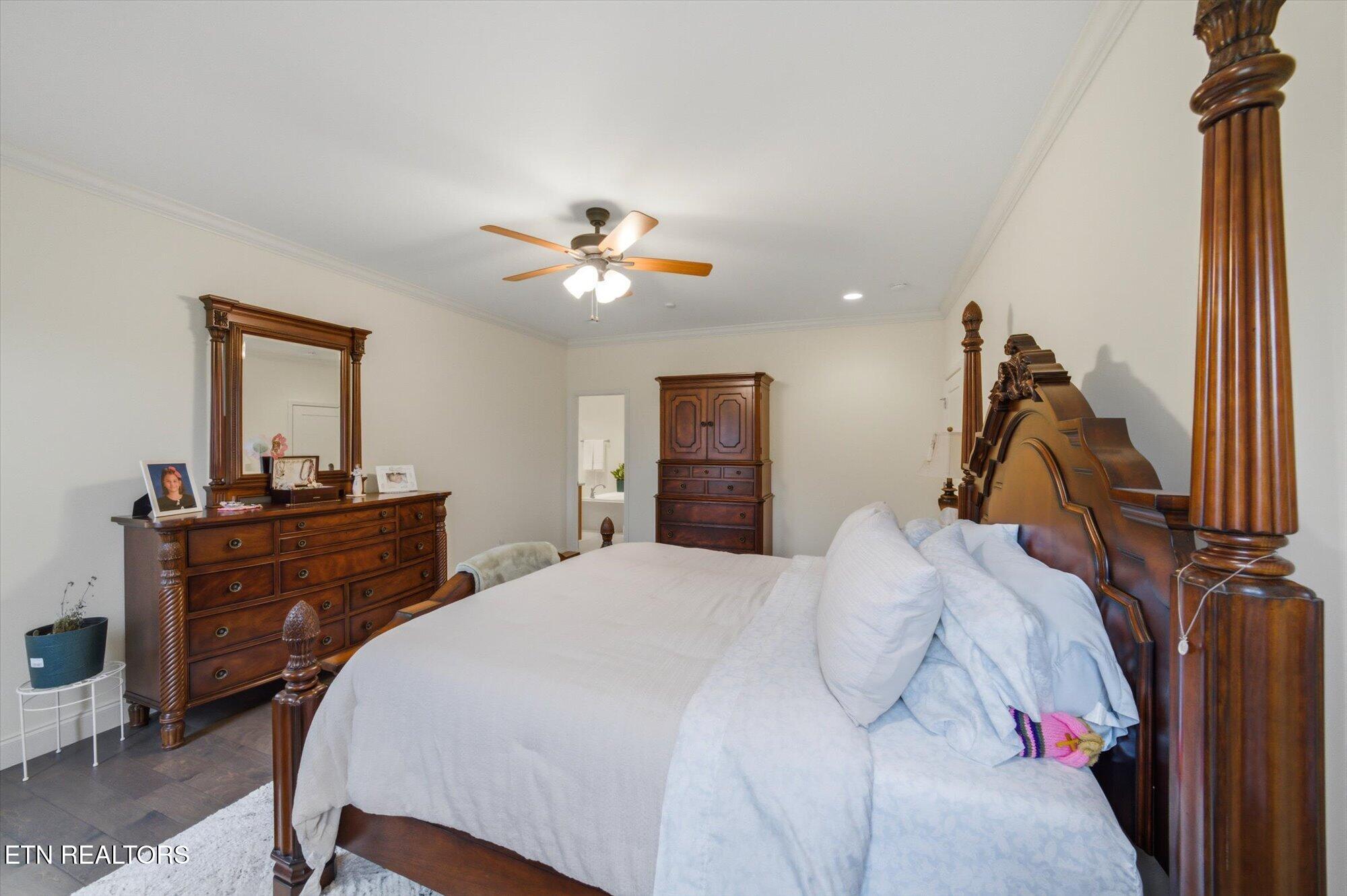 2334 Hickory Crest Lane Knoxville TN 37932