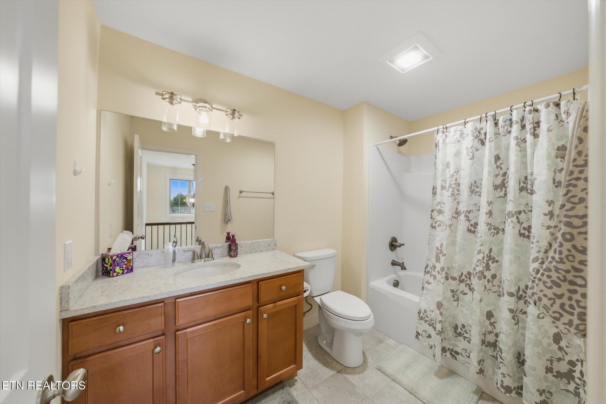 2334 Hickory Crest Lane Knoxville TN 37932