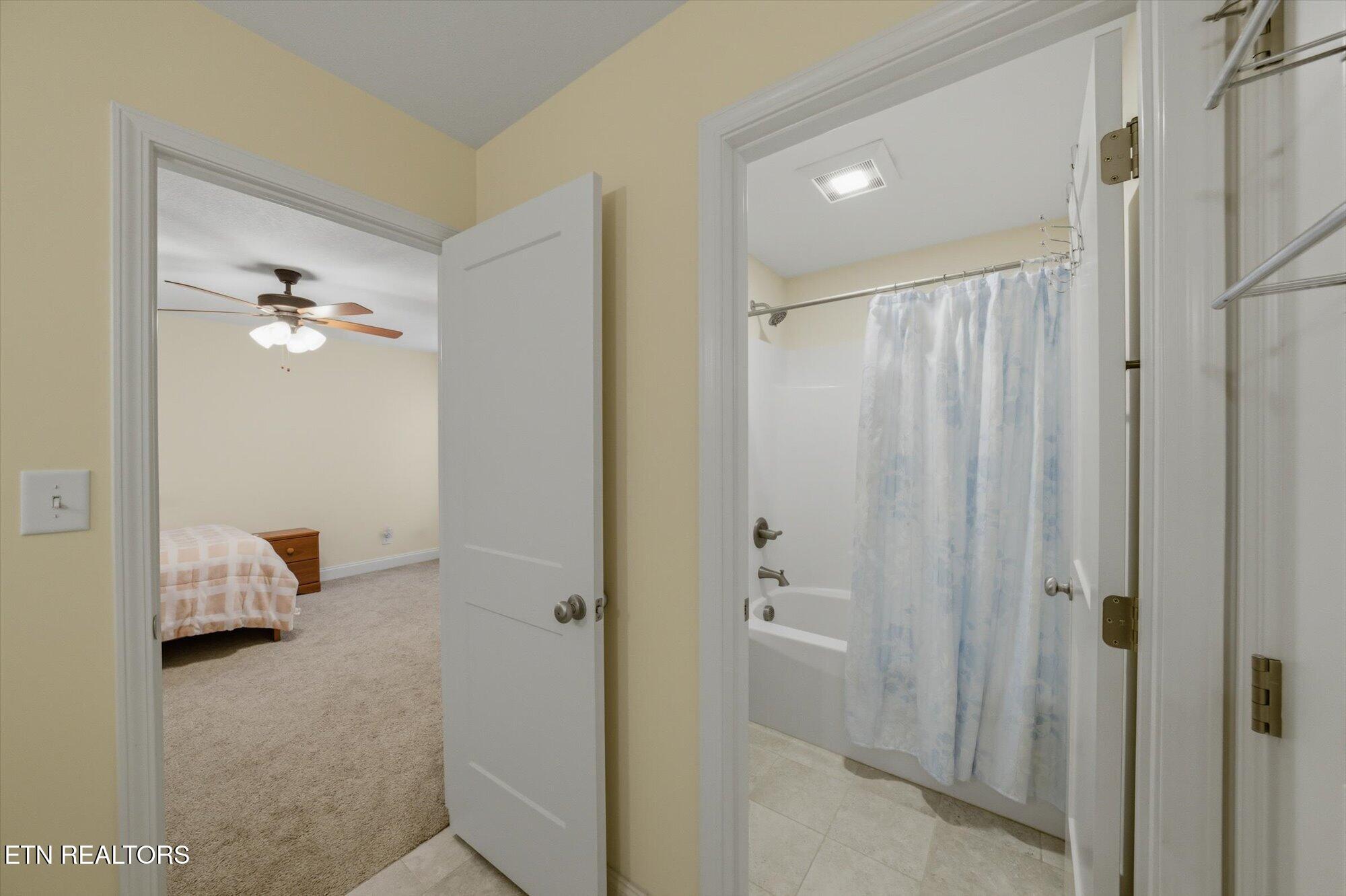 2334 Hickory Crest Lane Knoxville TN 37932