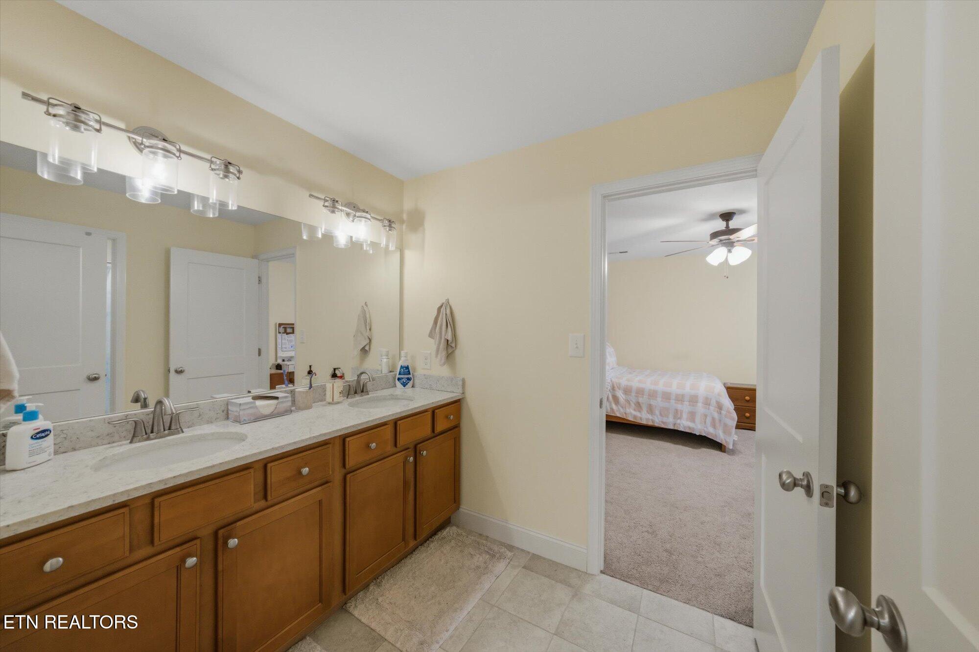 2334 Hickory Crest Lane Knoxville TN 37932