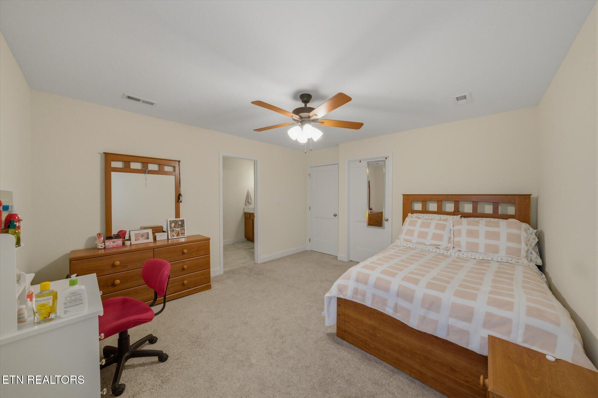 2334 Hickory Crest Lane Knoxville TN 37932