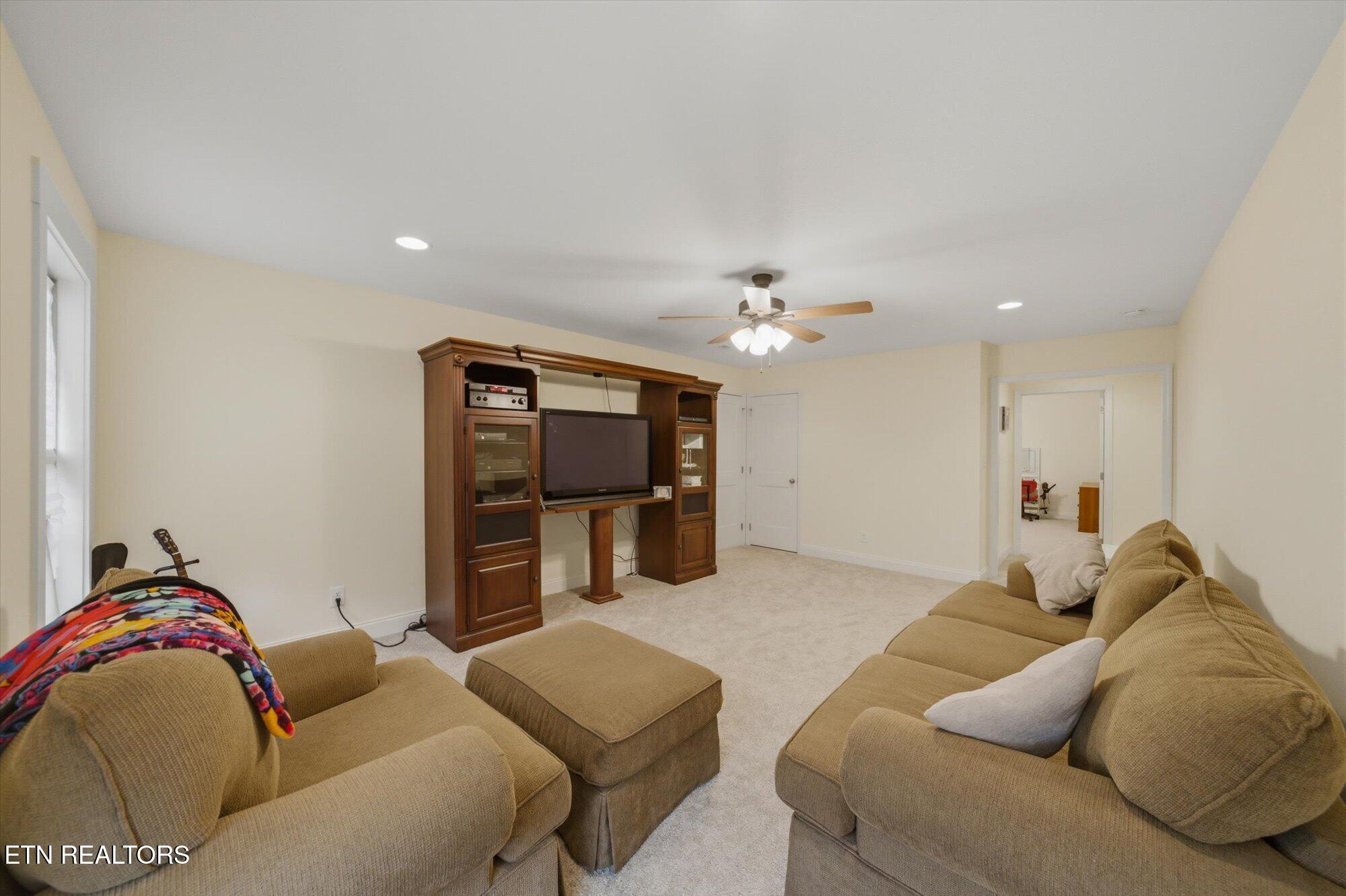 2334 Hickory Crest Lane Knoxville TN 37932