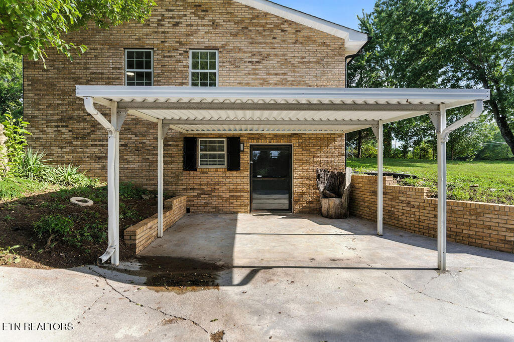 5095 New Highway 68 Madisonville TN 37354