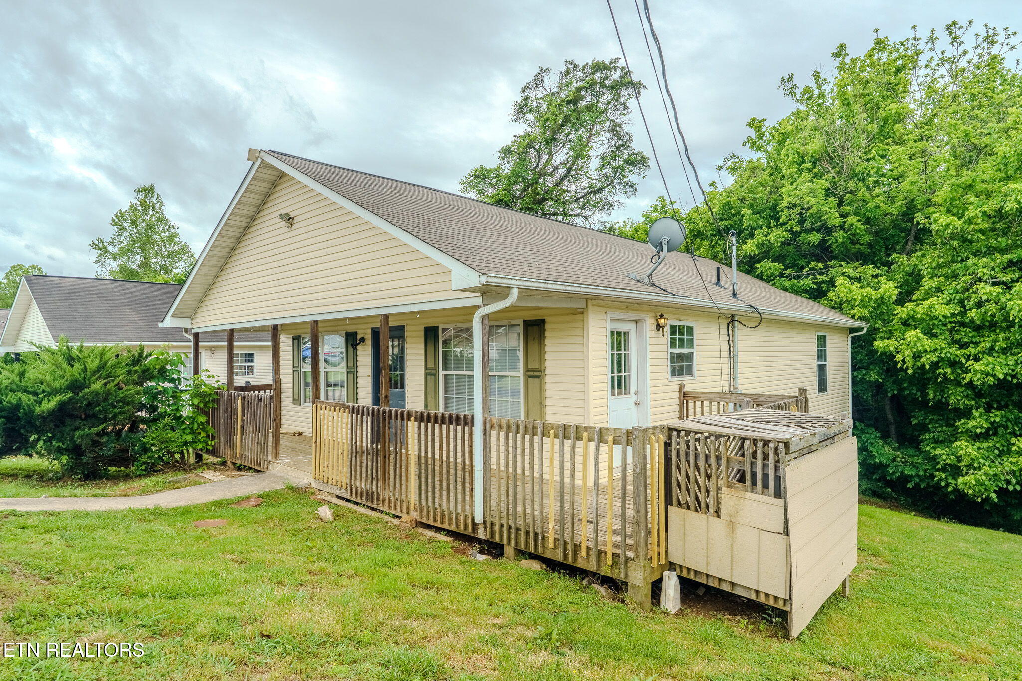 167 Red Bud Lane Sevierville TN 37876