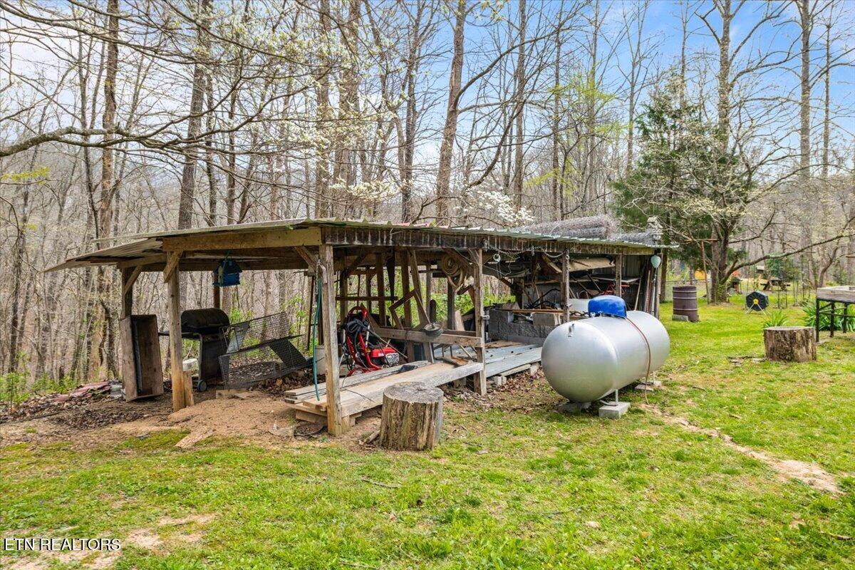 439 Rogerston Road Clairfield TN 37715