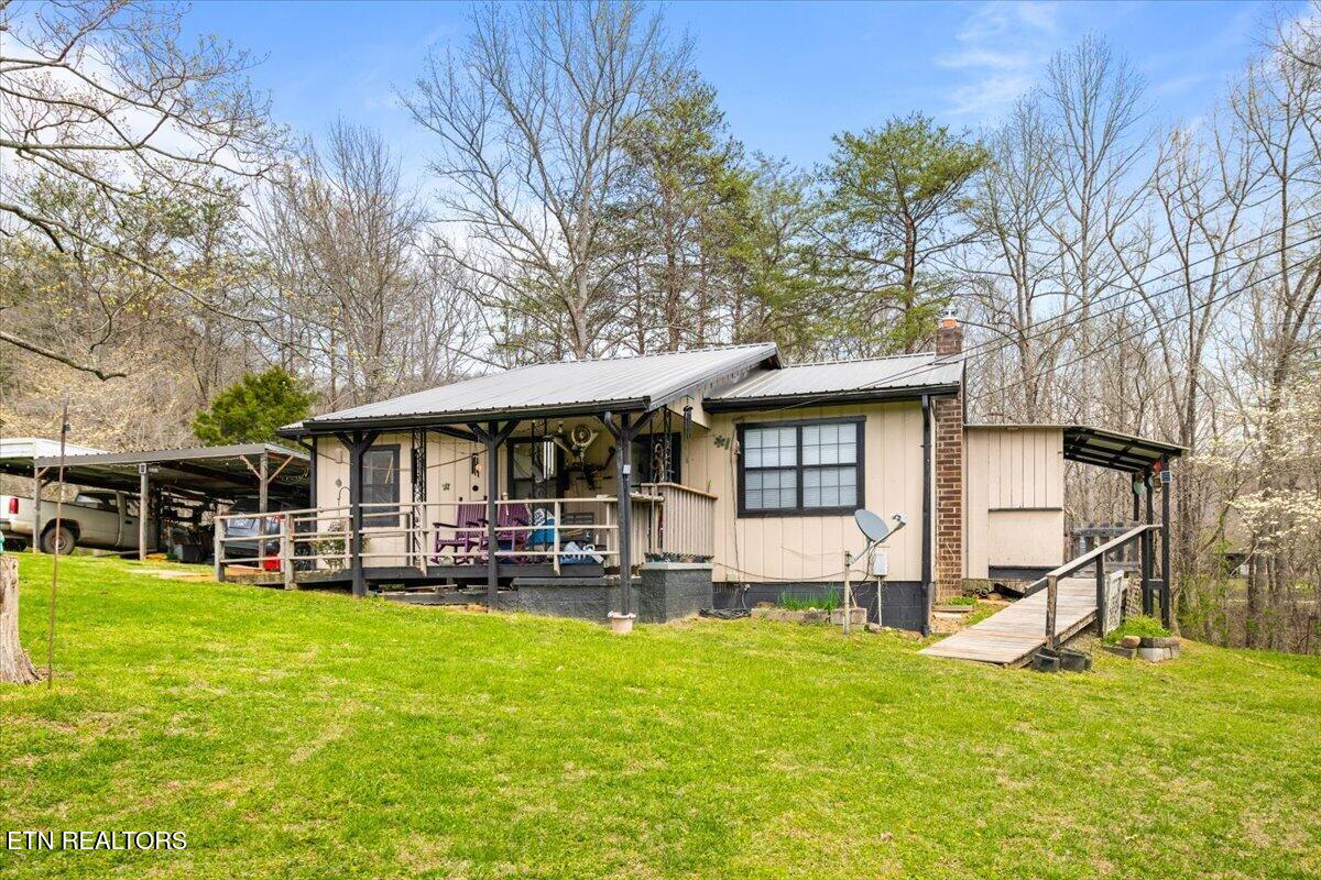 439 Rogerston Road Clairfield TN 37715