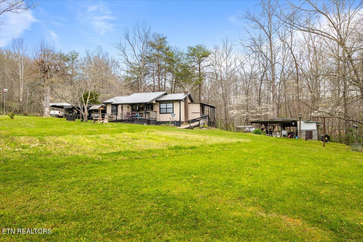 439 Rogerston Road Clairfield TN 37715