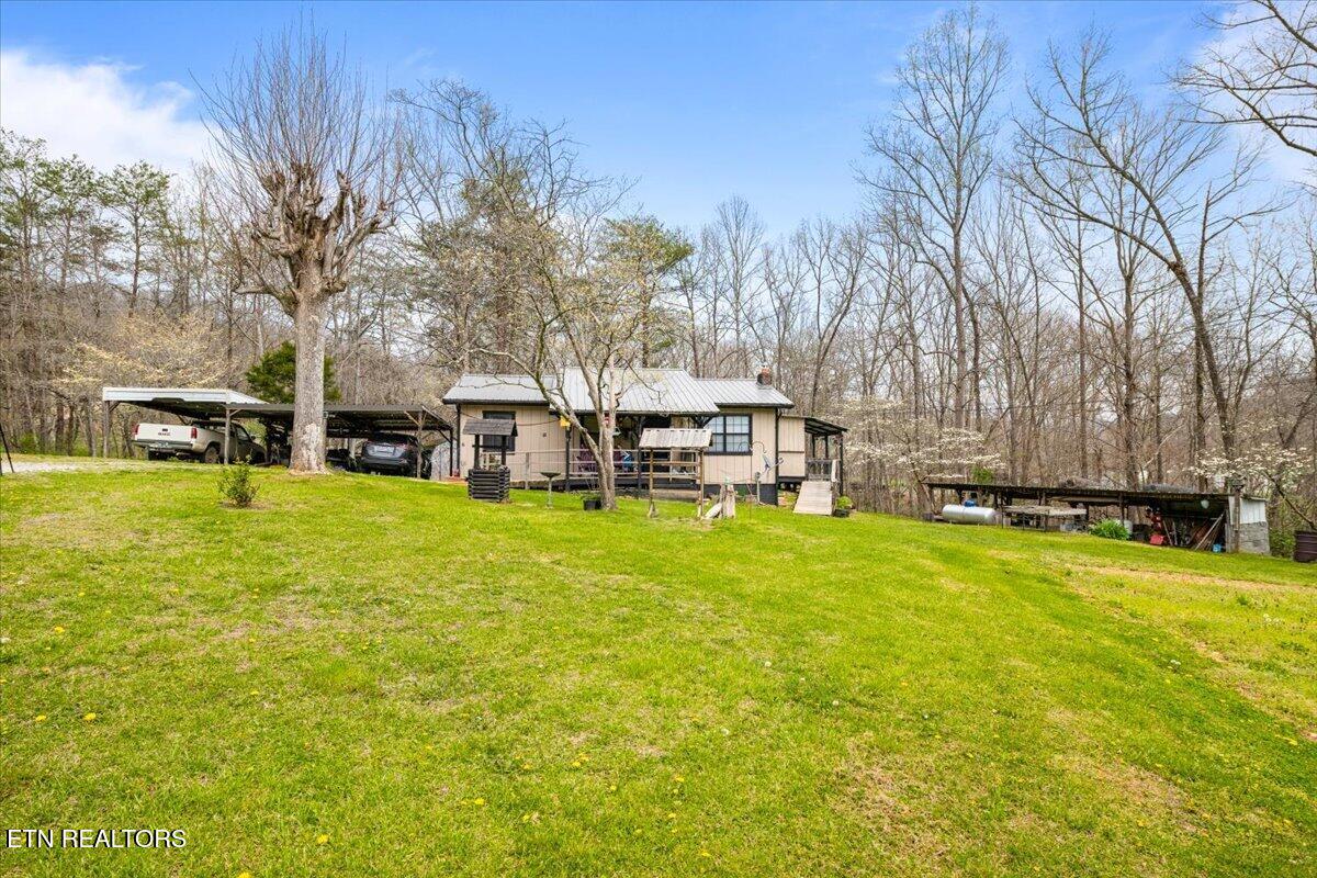 439 Rogerston Road Clairfield TN 37715