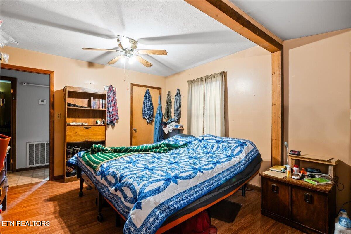 439 Rogerston Road Clairfield TN 37715