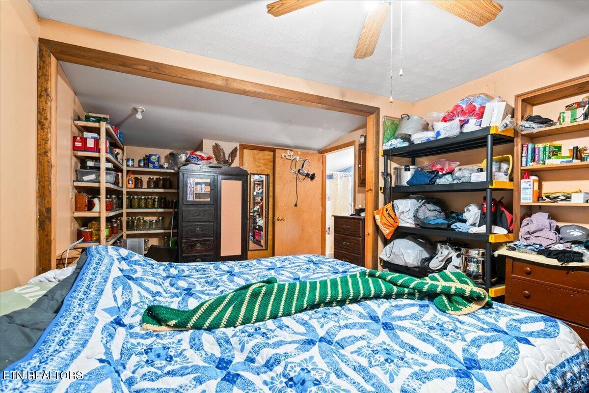 439 Rogerston Road Clairfield TN 37715