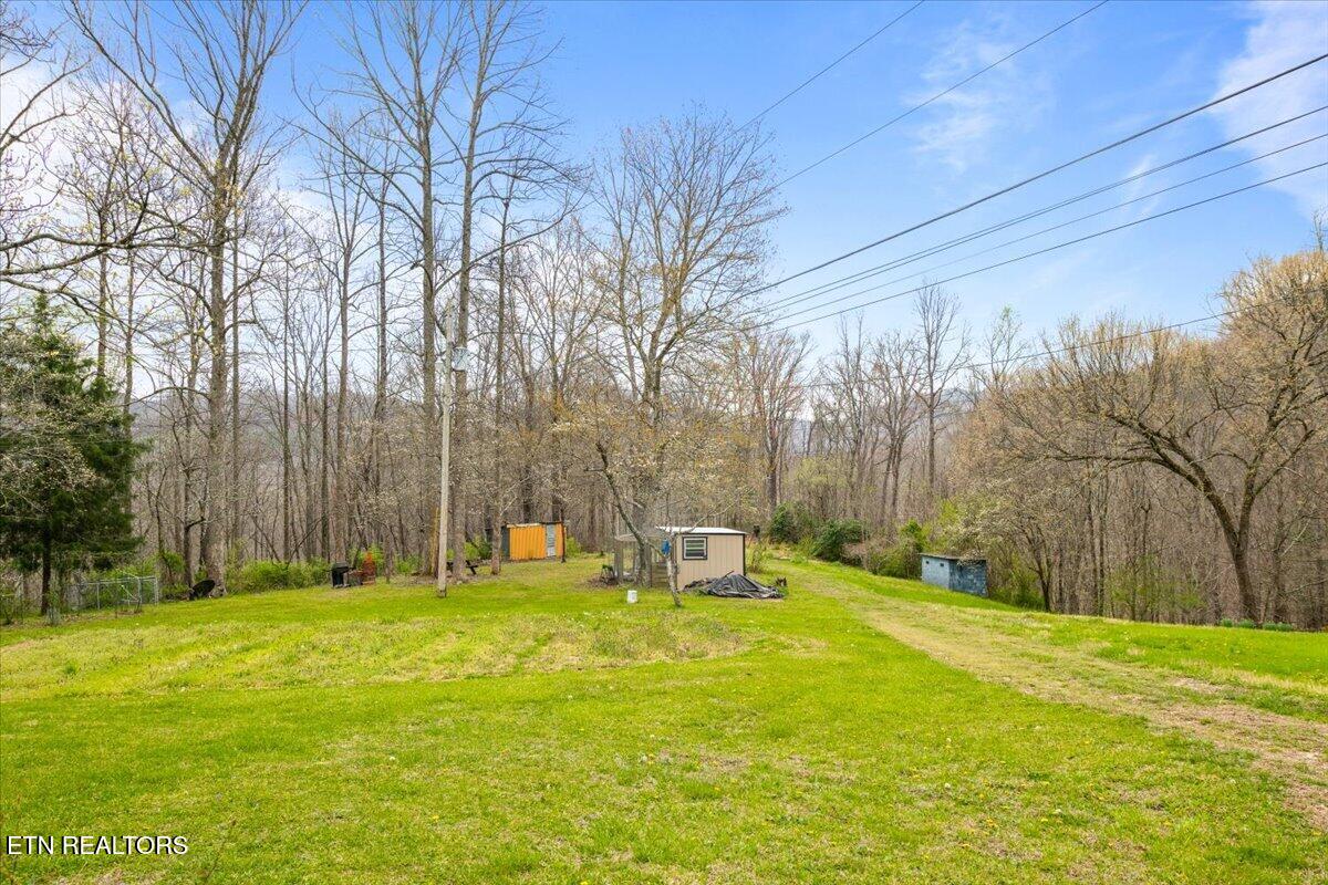 439 Rogerston Road Clairfield TN 37715
