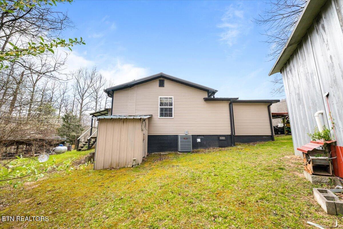 439 Rogerston Road Clairfield TN 37715