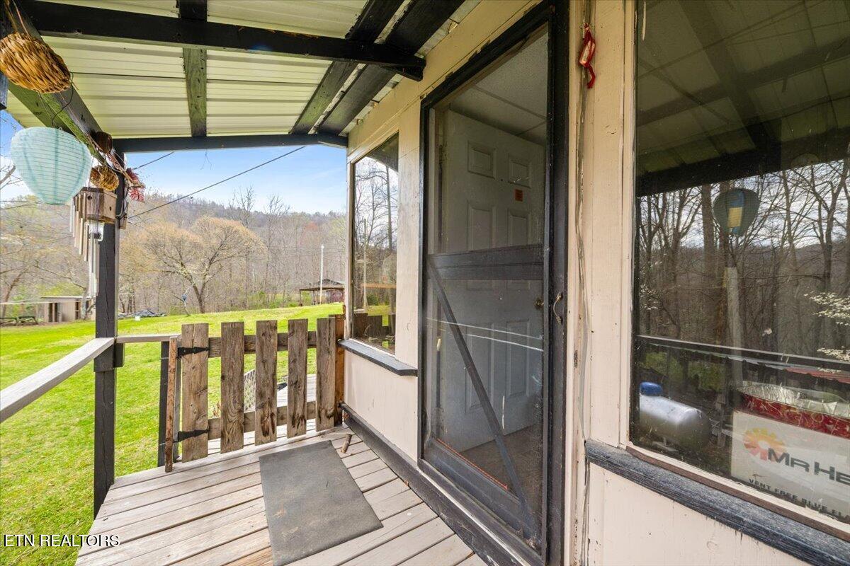 439 Rogerston Road Clairfield TN 37715