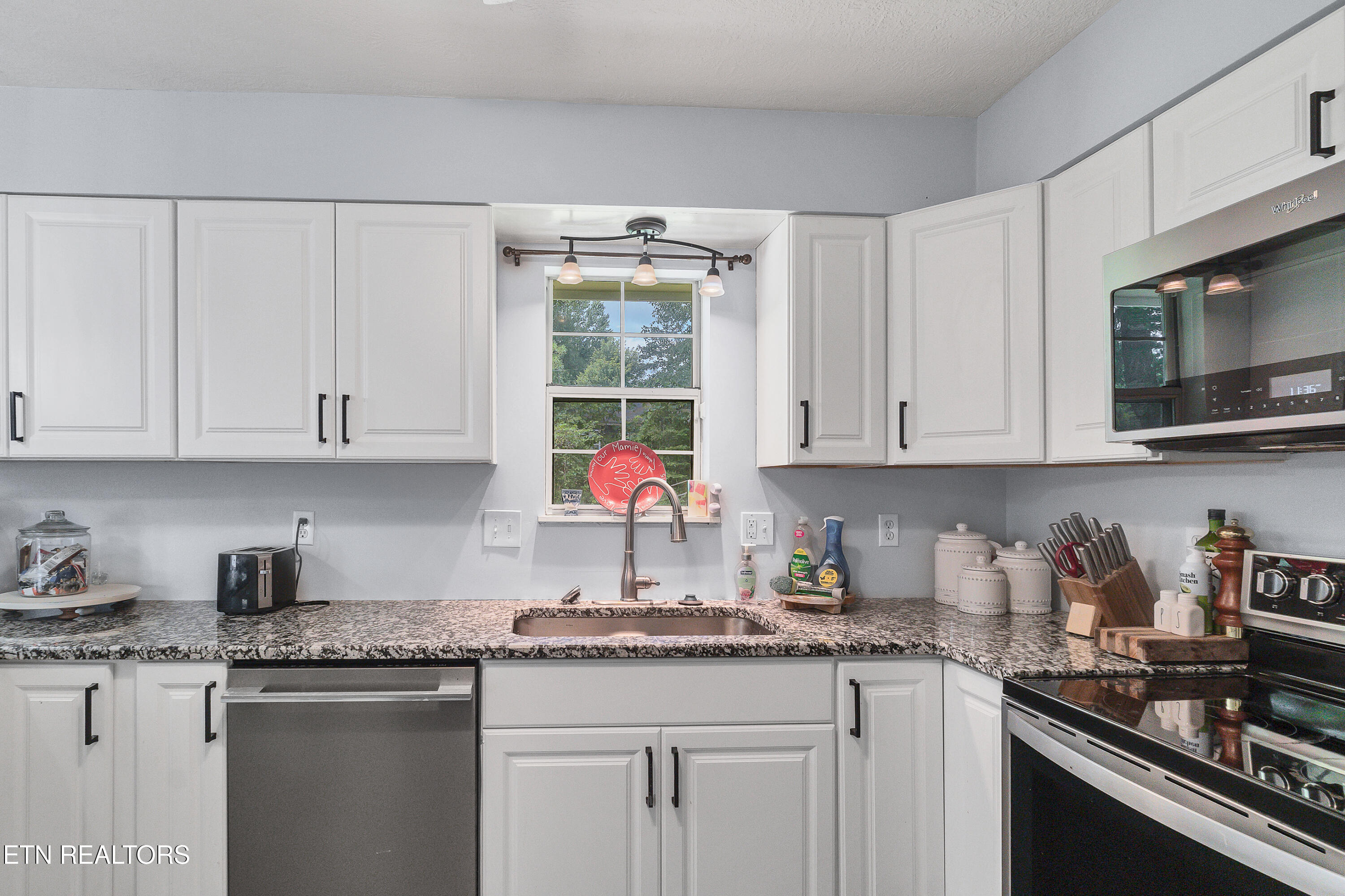 6505 Blackgum Circle Knoxville TN 37918