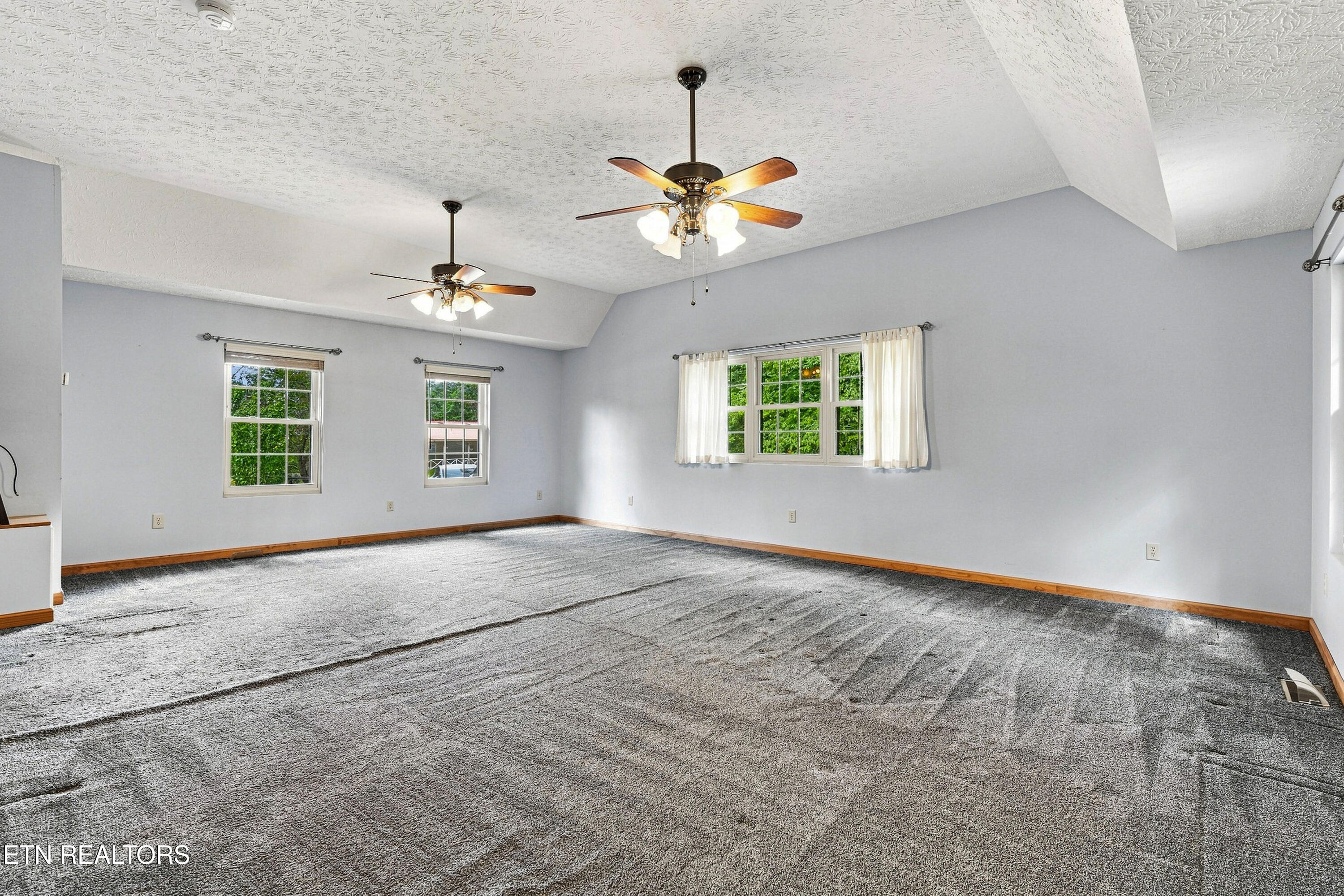 2459 Amanda Lane Sevierville TN 37876