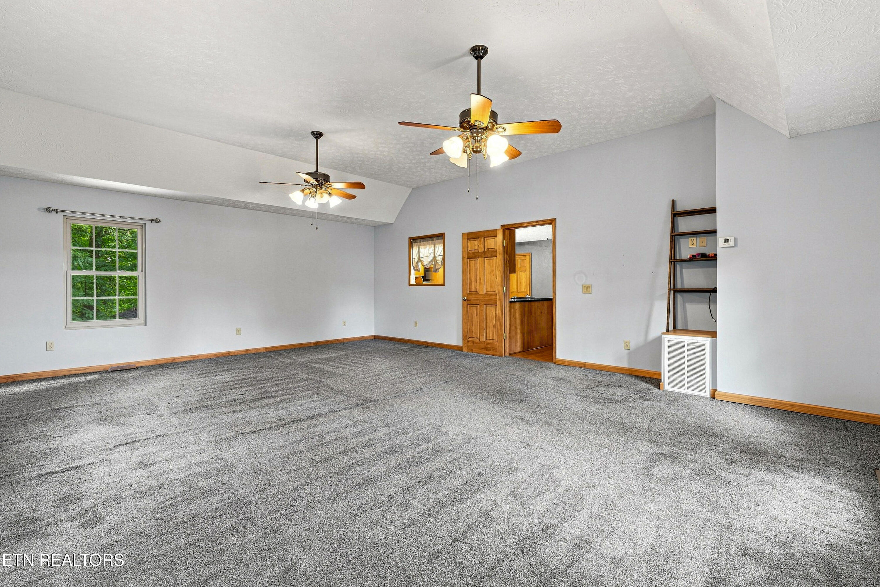 2459 Amanda Lane Sevierville TN 37876