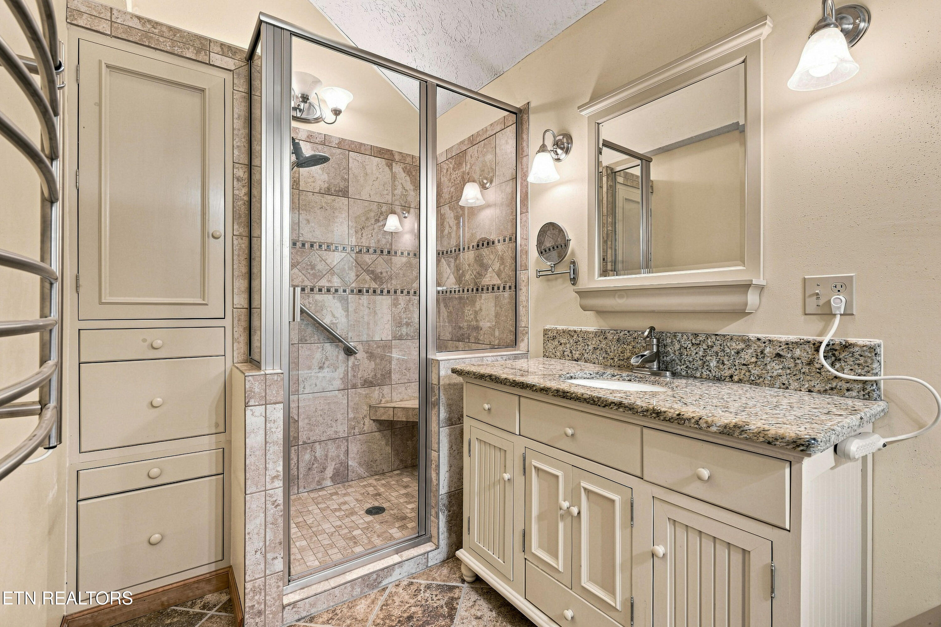 2459 Amanda Lane Sevierville TN 37876