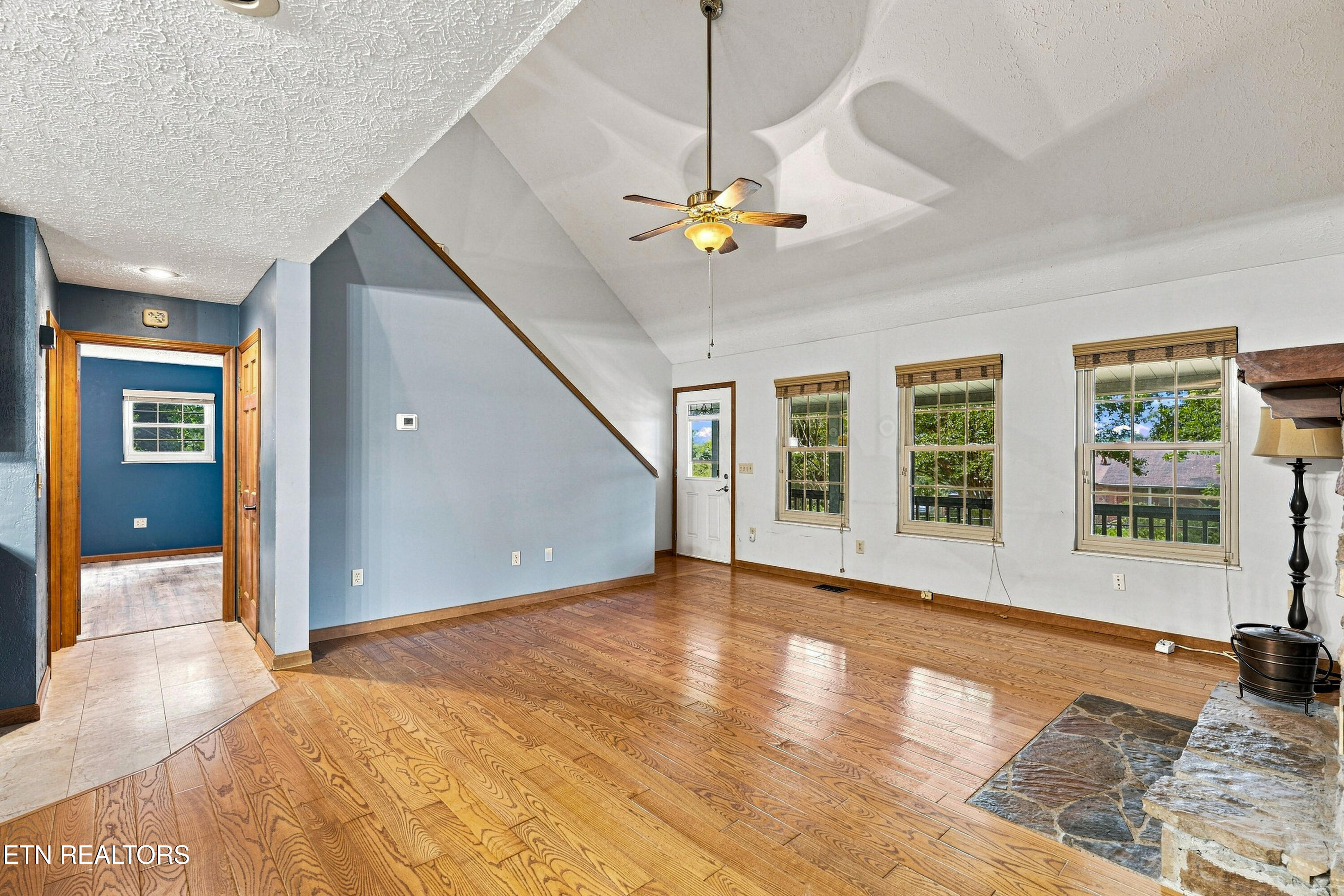 2459 Amanda Lane Sevierville TN 37876